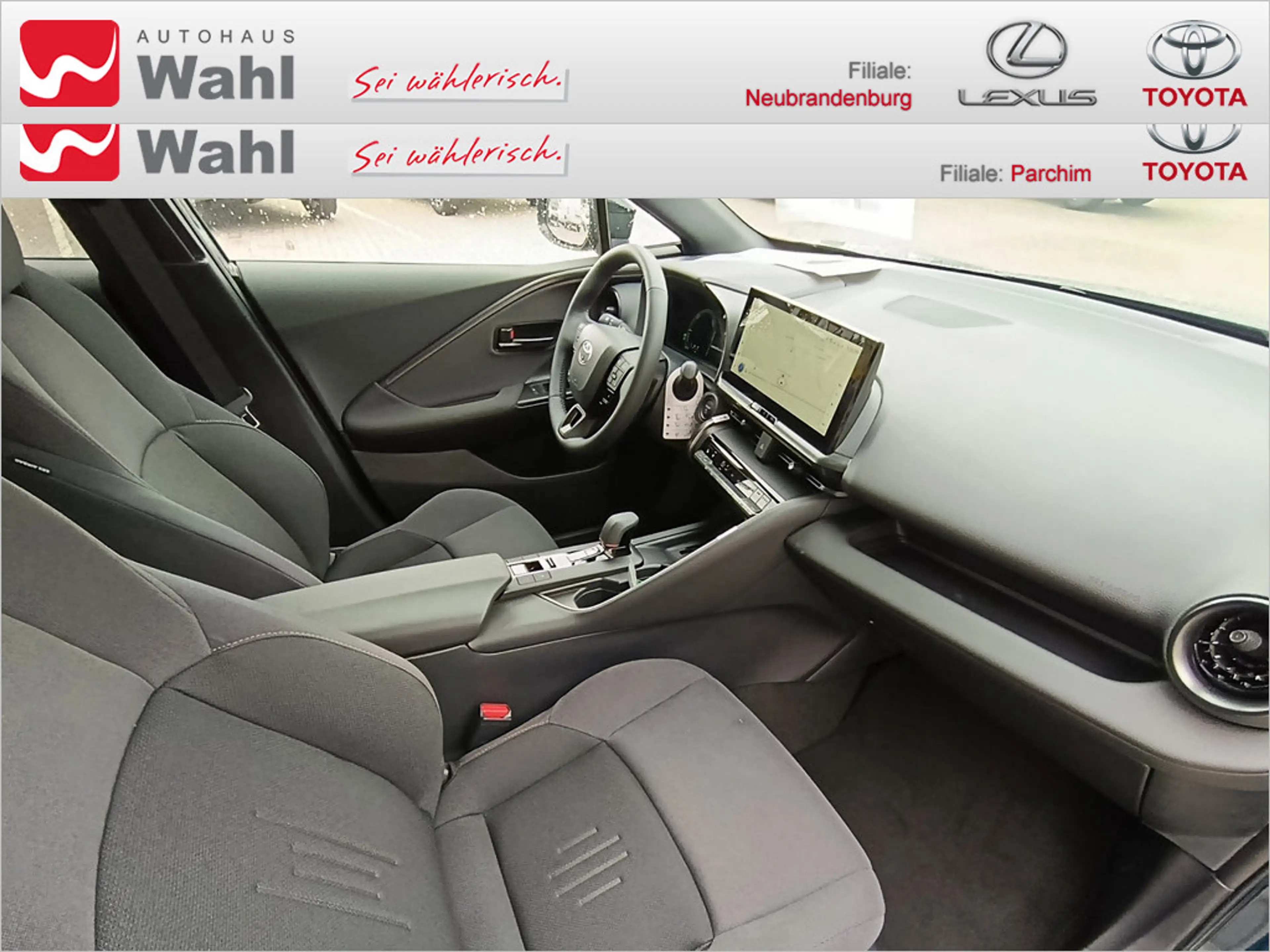 Toyota C-HR 1.8 Hybrid FWD Teamplayer — photo 8