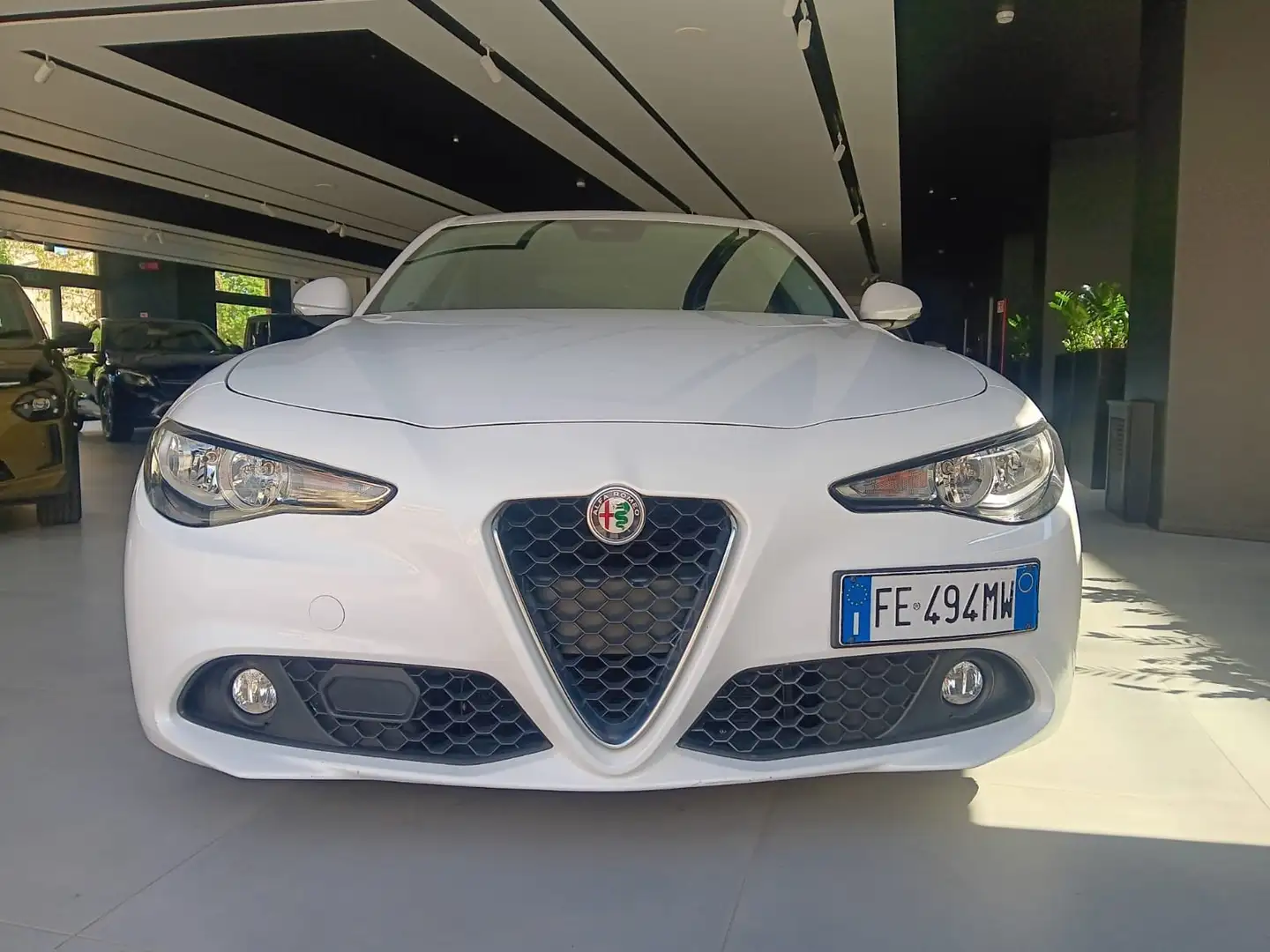 Alfa Romeo Giulia Giulia 2.2 t Super 150cv auto Weiß - 1