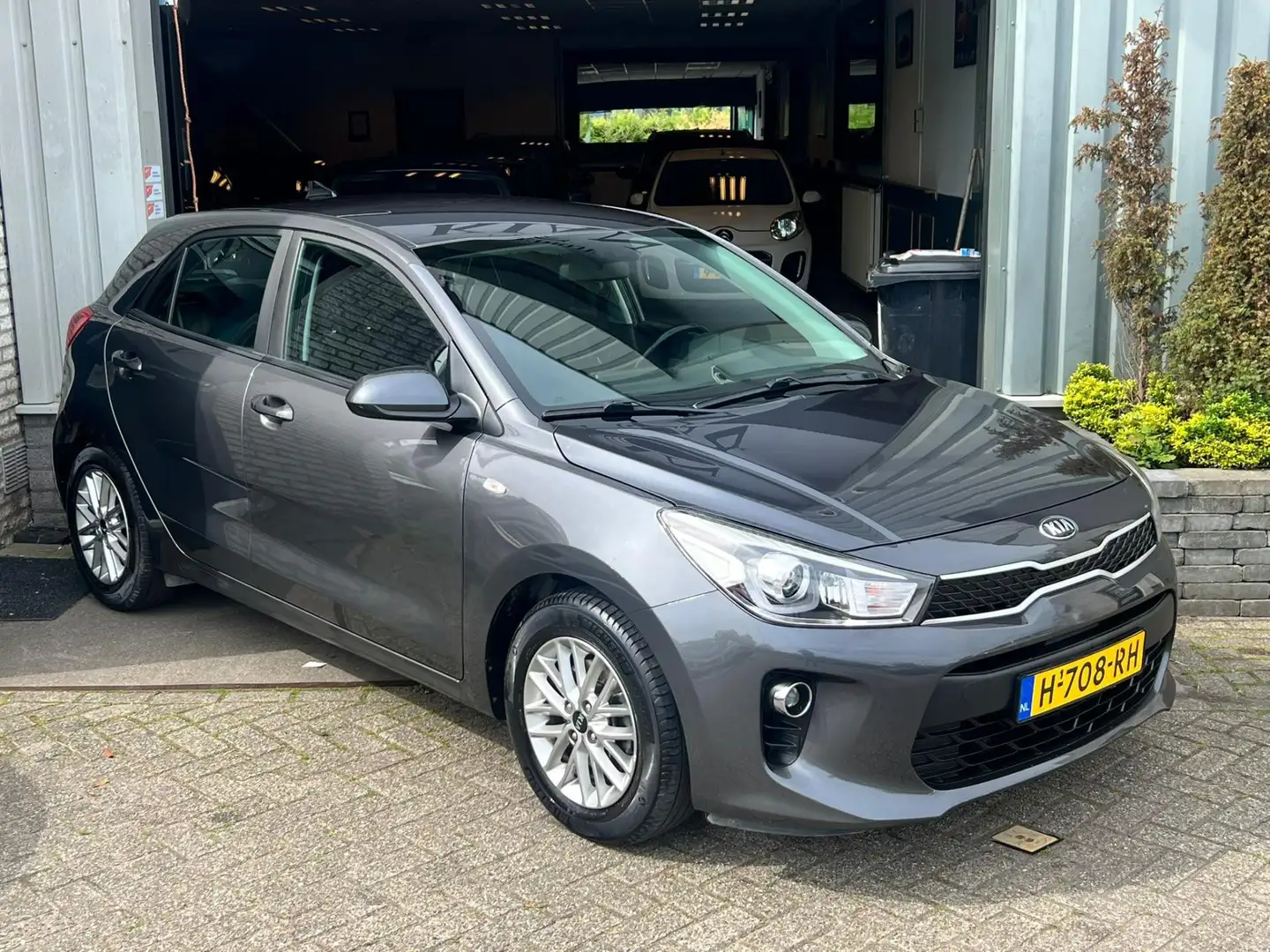 Kia Rio 1.0 TGDI DynamicLine| Airco| NL Auto Grijs - 2