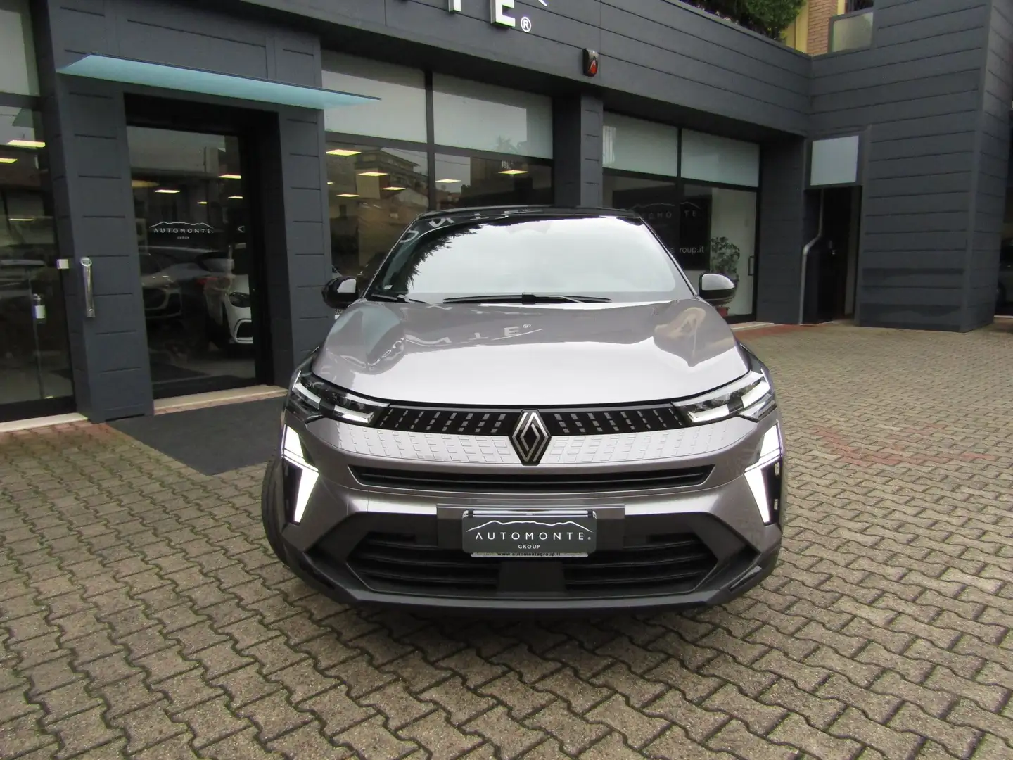 Renault Captur 1.0 ECO-G TECHNO 100 CV,LED,CARPLAY,CERCHI 18,KM 0 Grau - 2