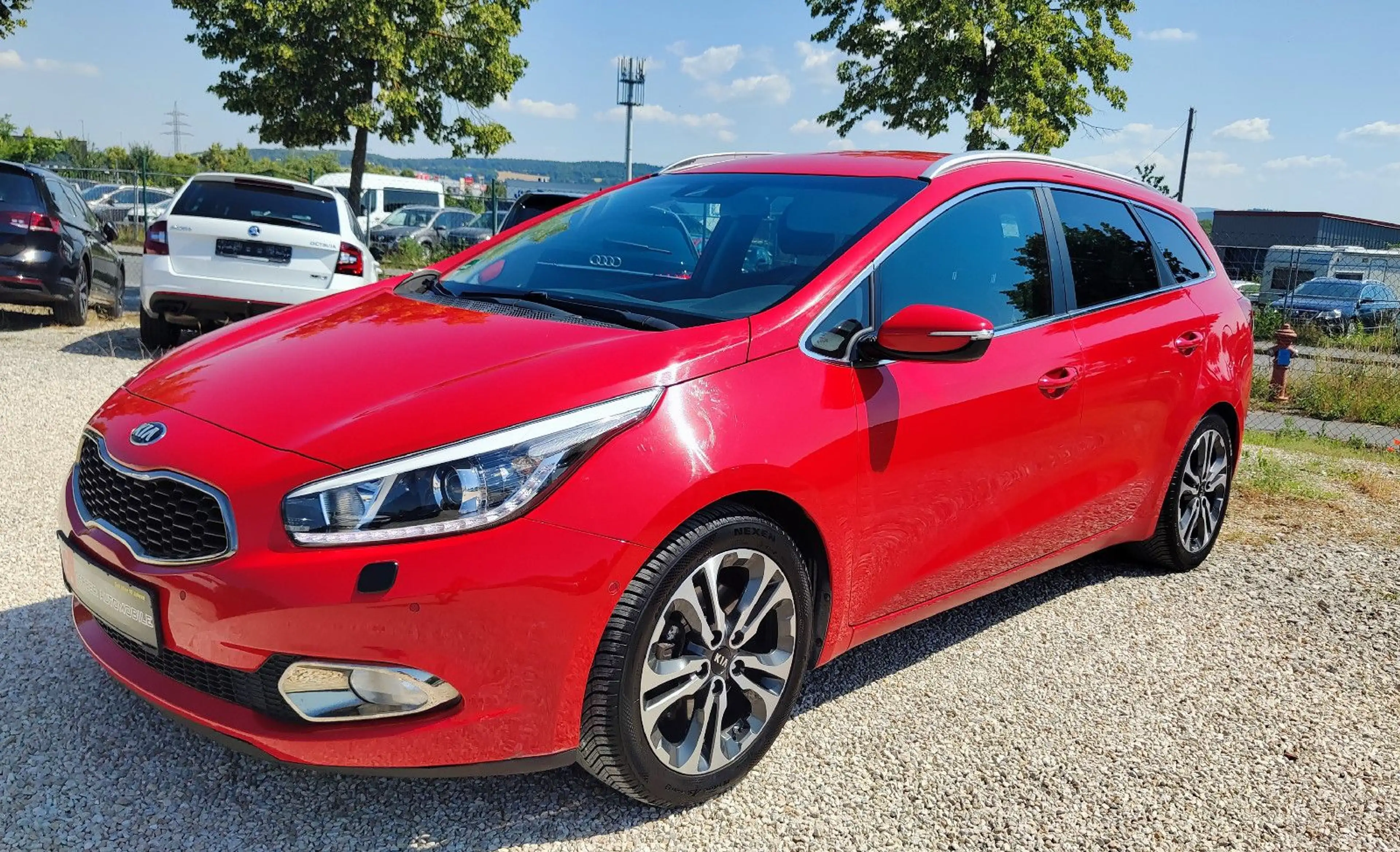 Kia Ceed SW / cee'd SW Ceed Sportswagon 1.6 Aut*LED*Navi*Kamera*17Zoll*