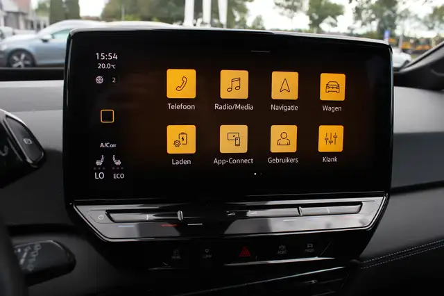 Volkswagen ID.3 view 22