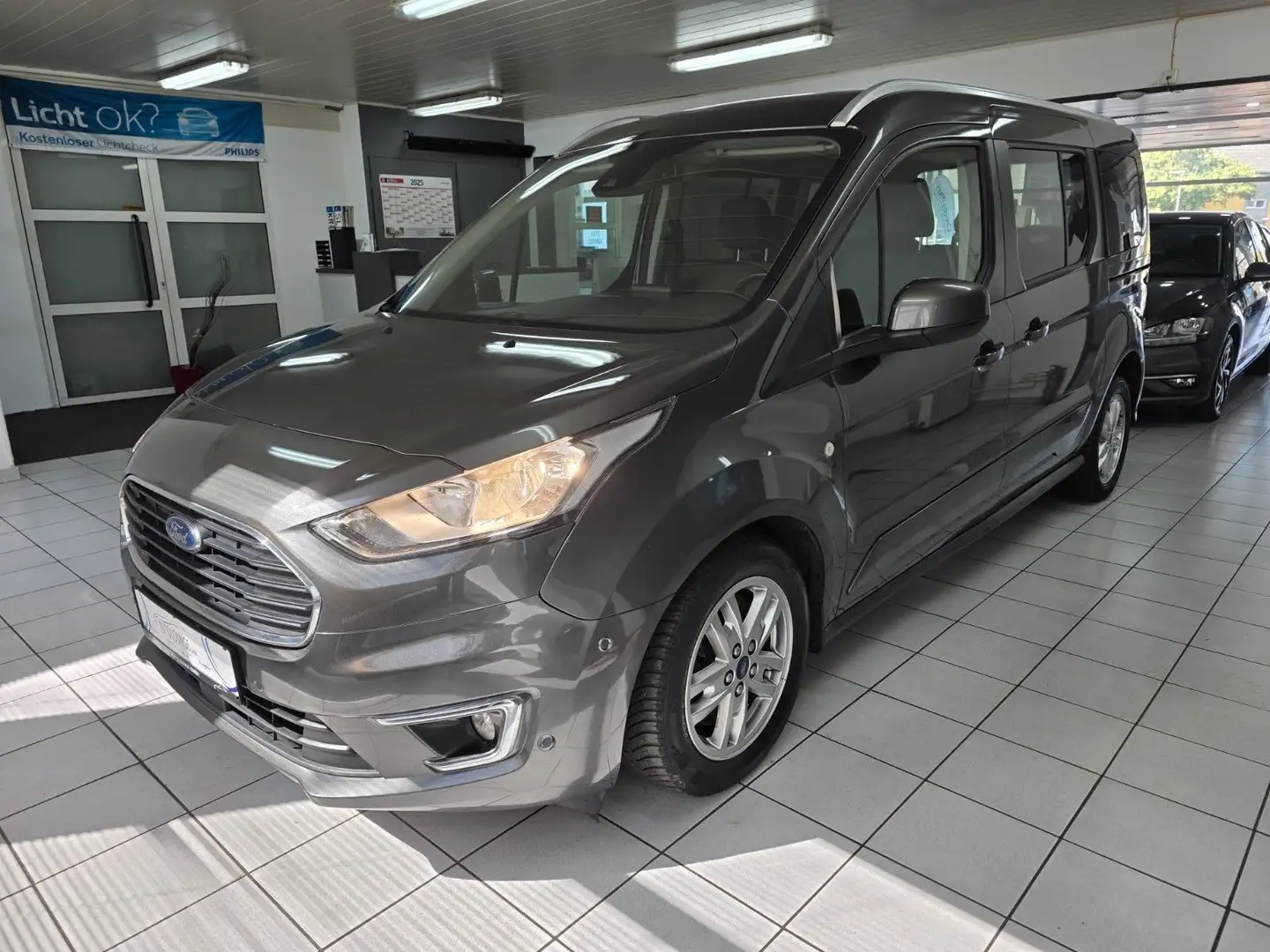 Ford Grand Tourneo Connect Titanium*7Sitz*Pano*R-Cam Gris - 2