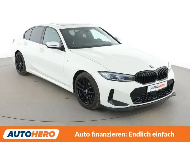 BMW 3 Series view 8