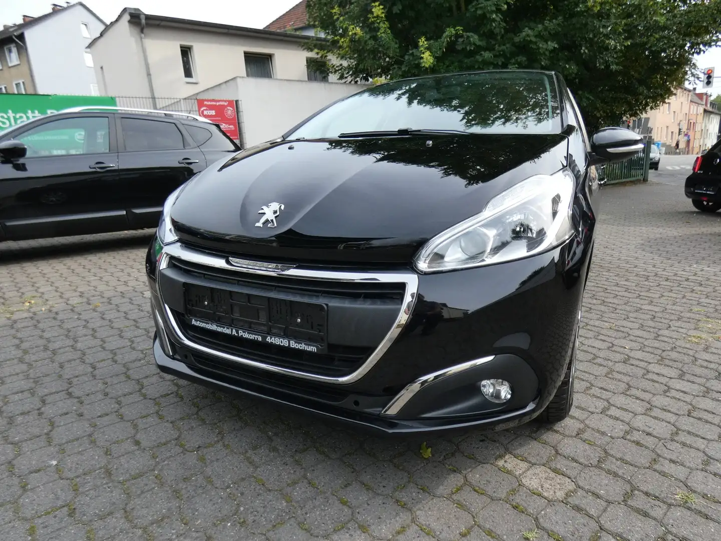 Peugeot 208 Active GARANTIE Noir - 1