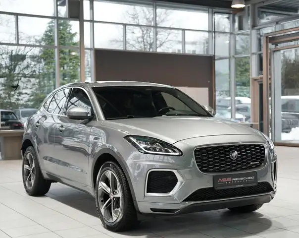 Jaguar E-Pace view 4