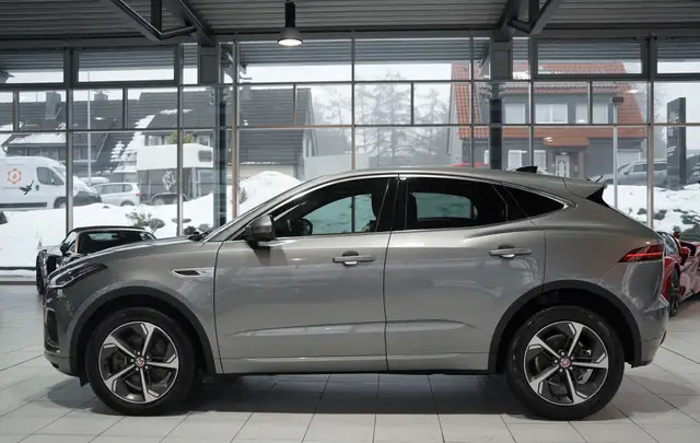 Jaguar E-Pace view 9