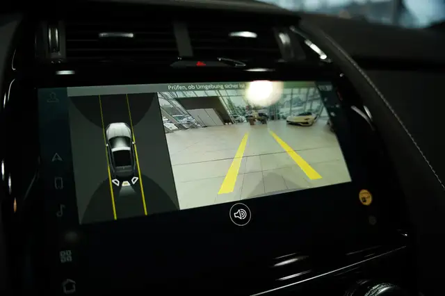 Jaguar E-Pace view 12