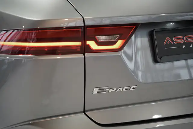 Jaguar E-Pace view 10