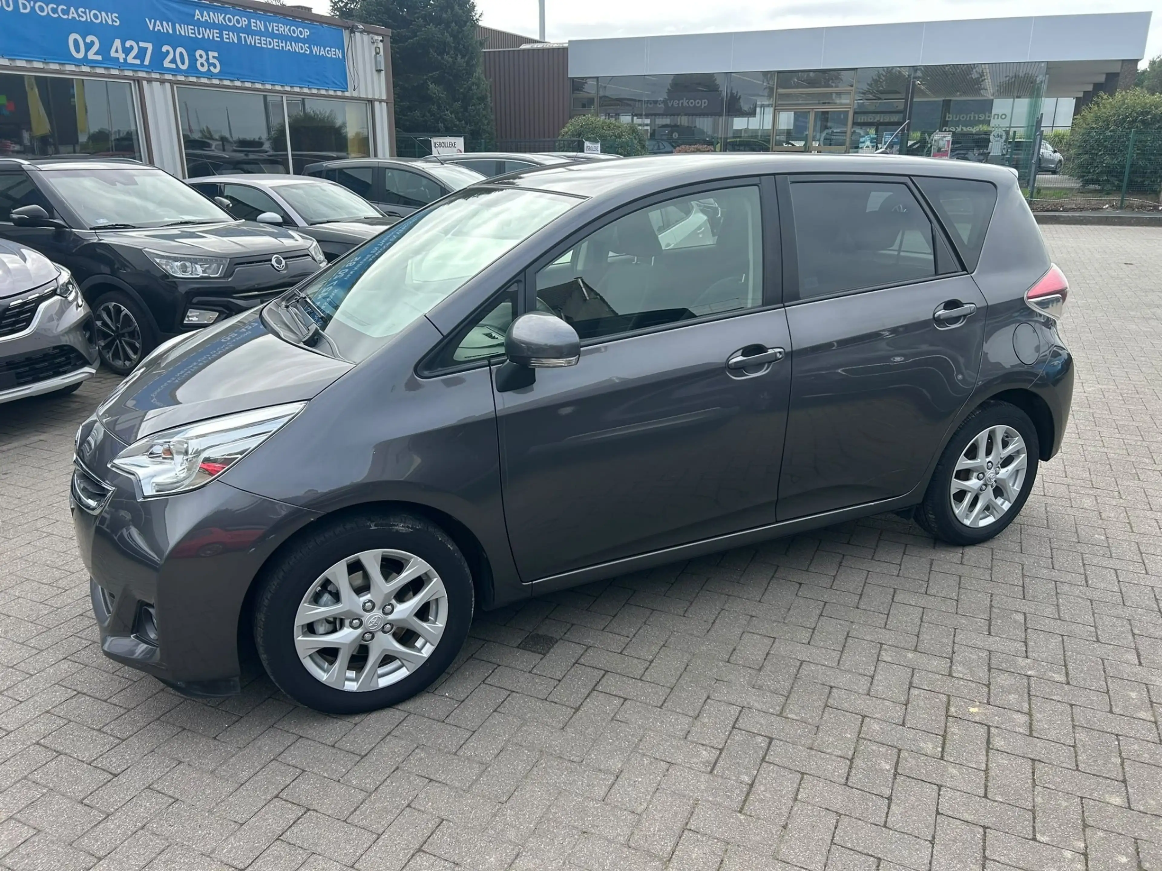Toyota Verso-S Verso S 1.33 VVT-i Comfort — photo 2