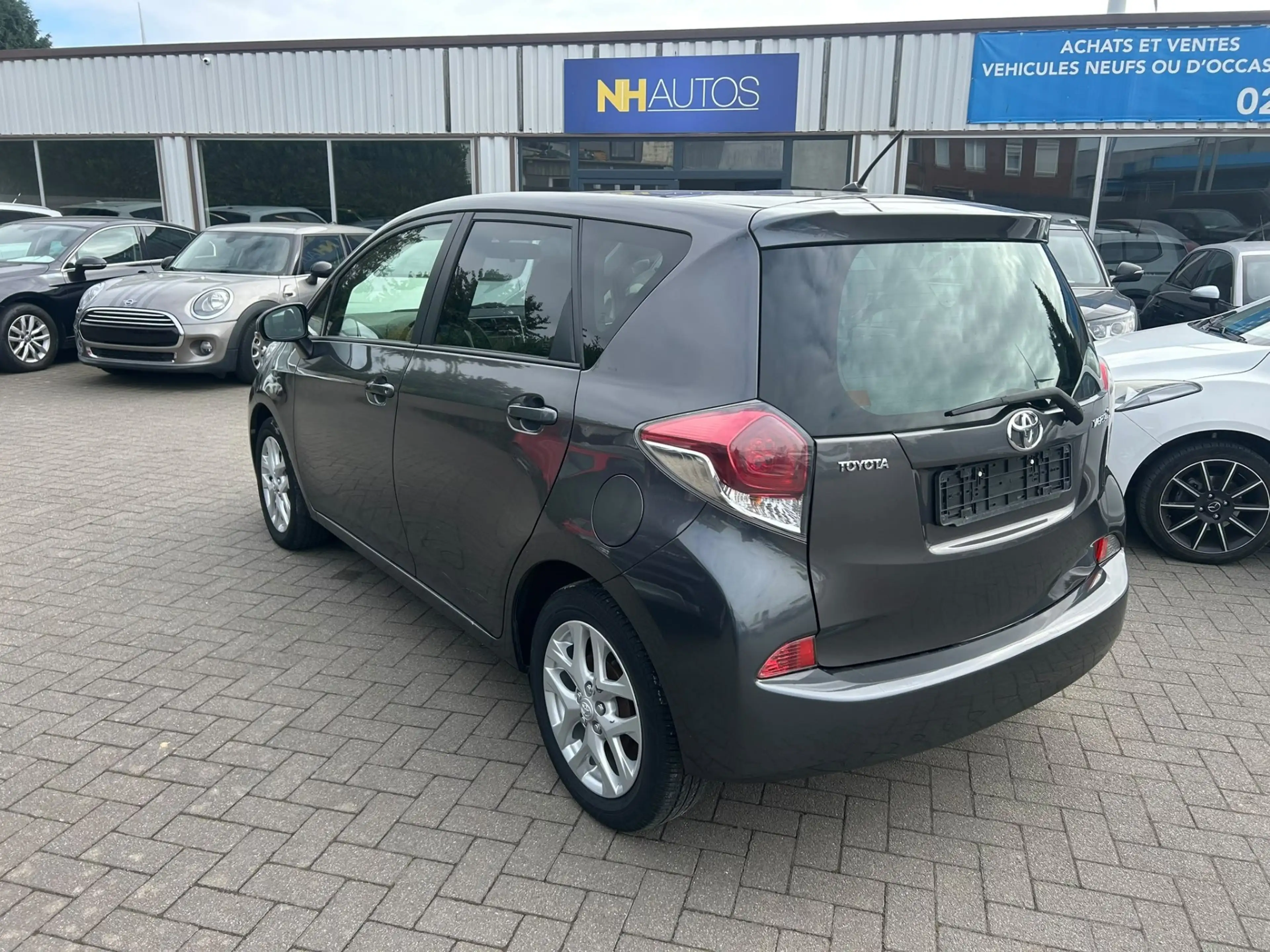 Toyota Verso-S Verso S 1.33 VVT-i Comfort — photo 6