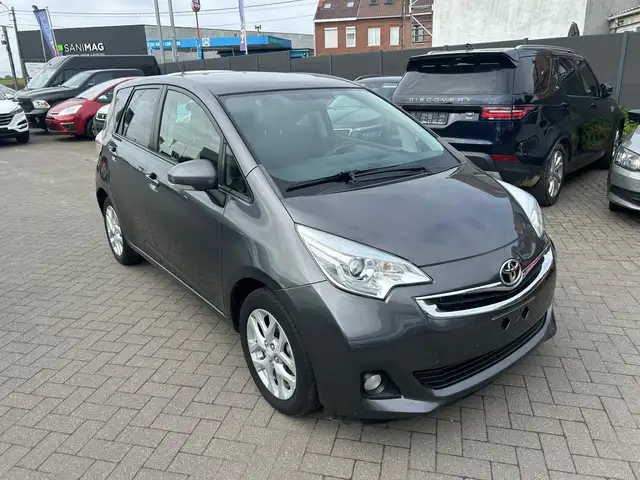 Toyota Verso-S