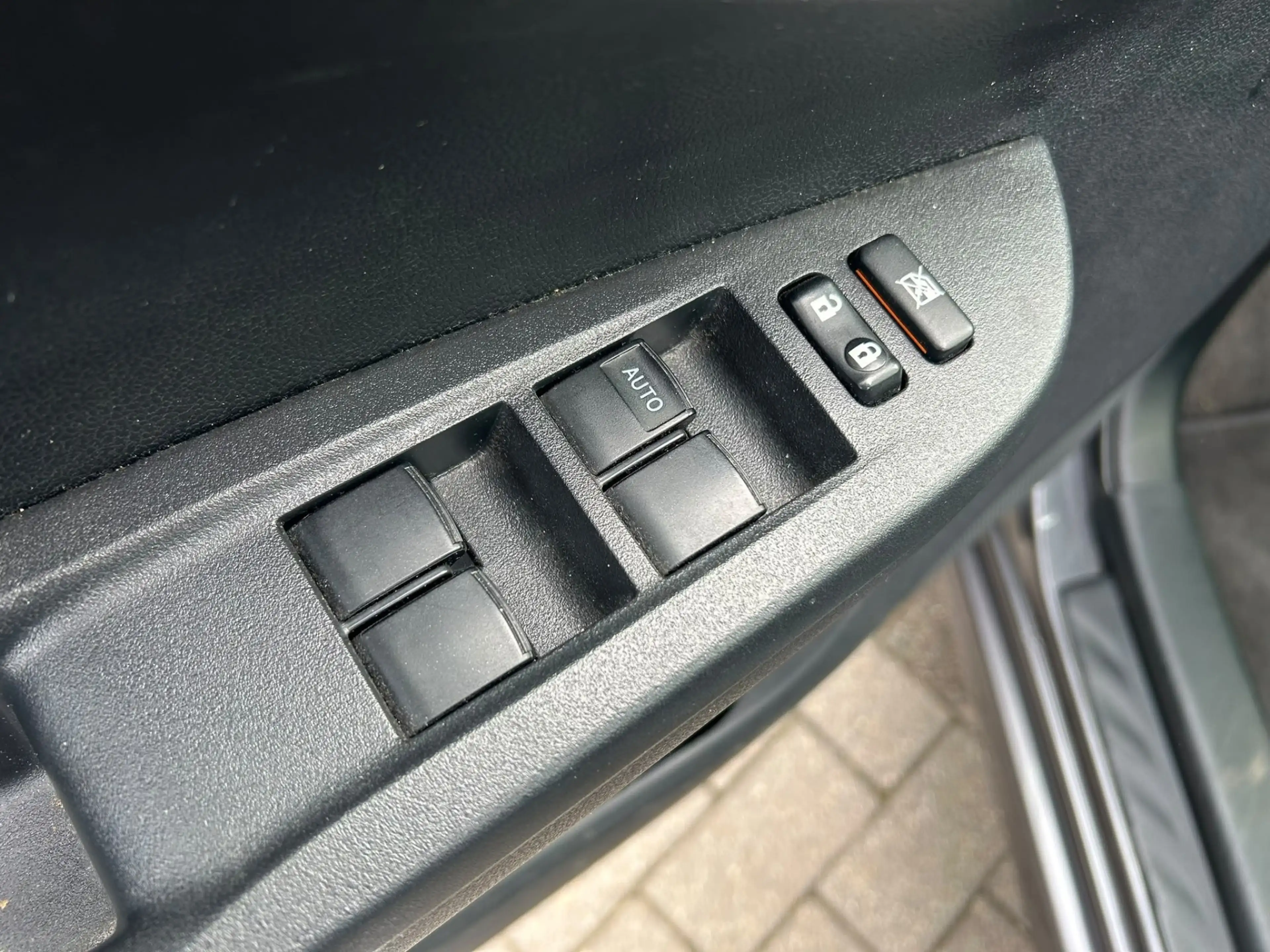 Toyota Verso-S Verso S 1.33 VVT-i Comfort — photo 14