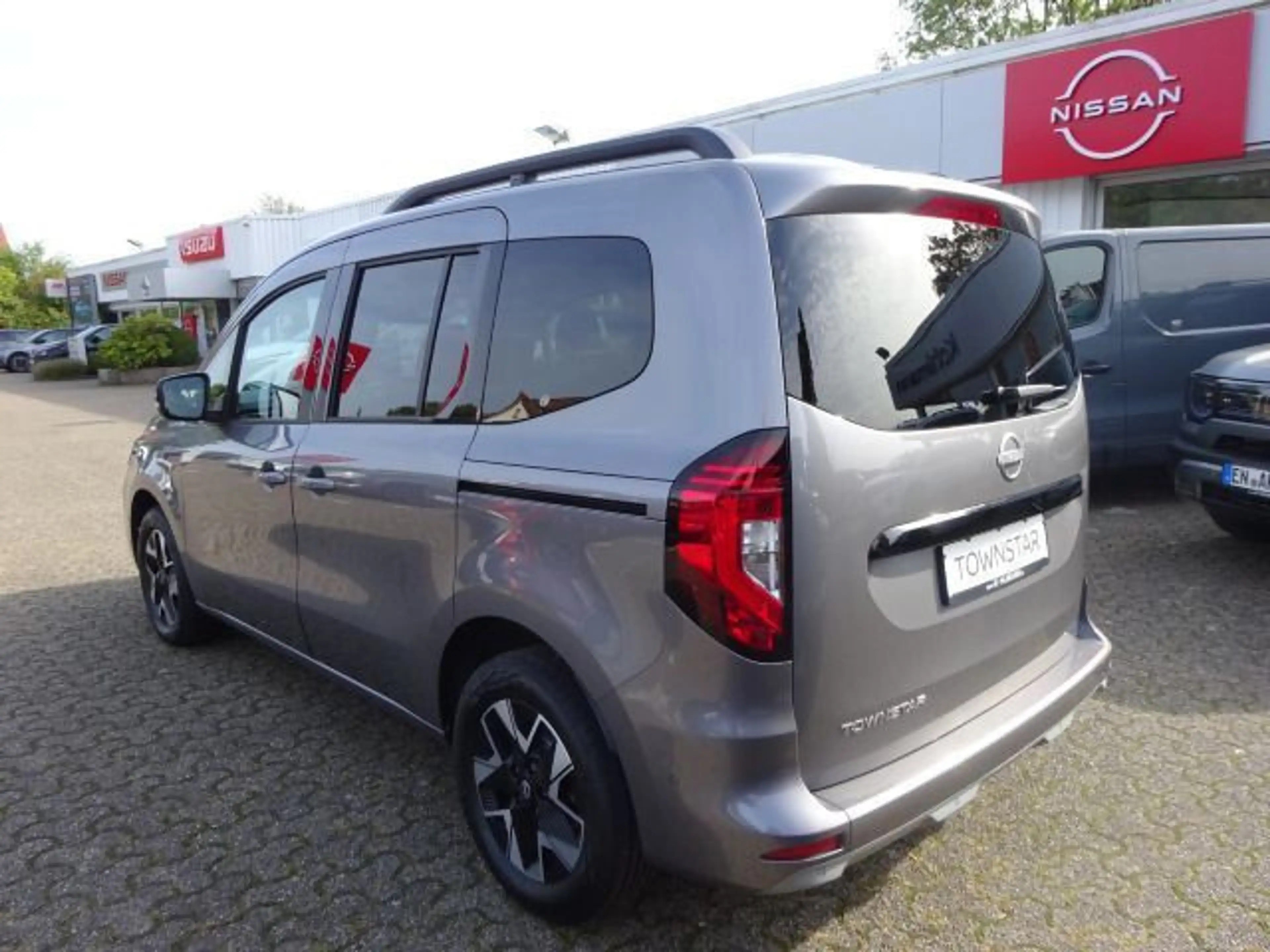 Nissan Townstar Kombi 1.3 L1 N-Connecta CarPlay Kamera — photo 7