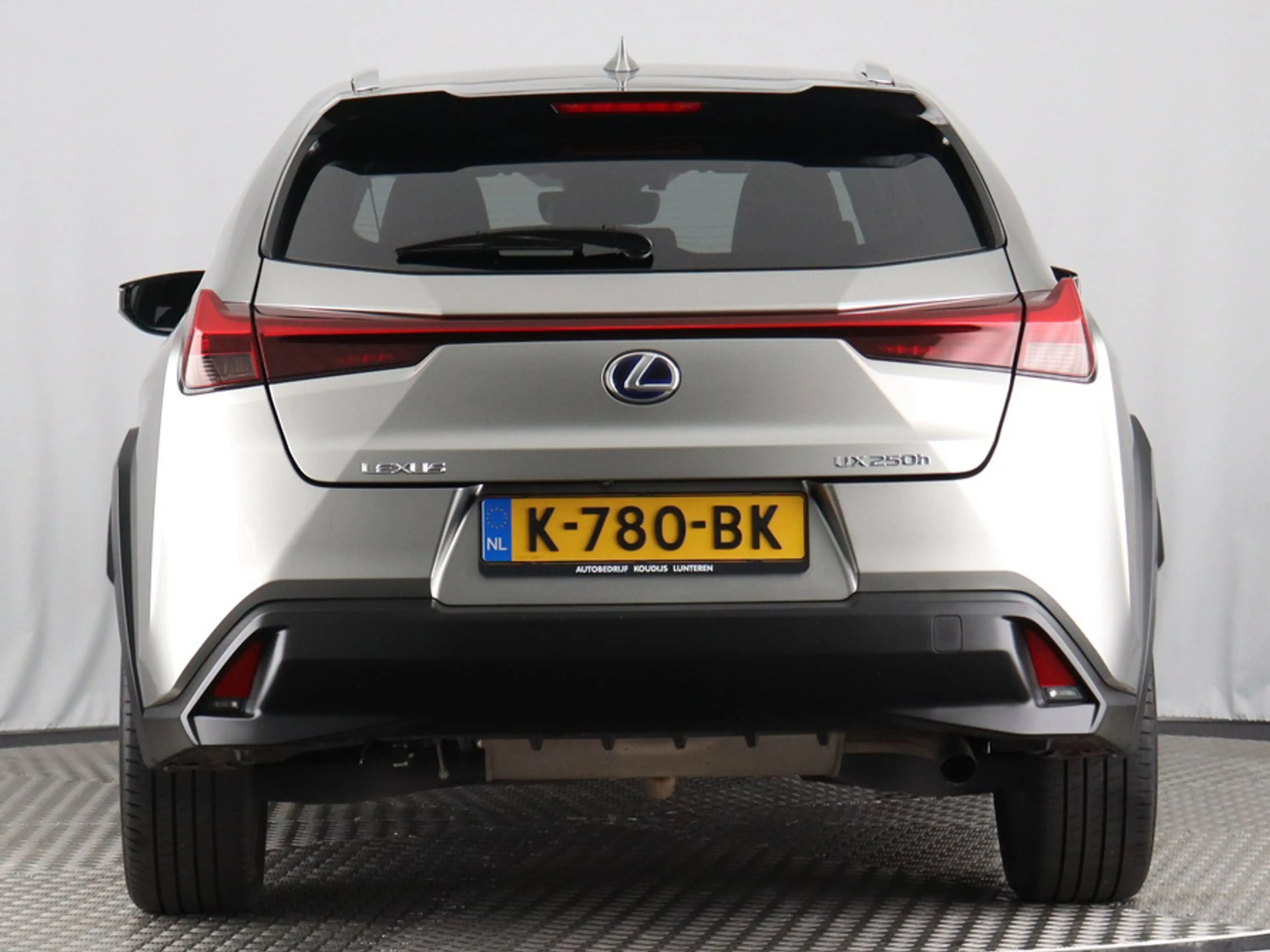 Lexus UX 250h F Sport Line (Camera / ACC / Stoelverw. / Carplay) — photo 45