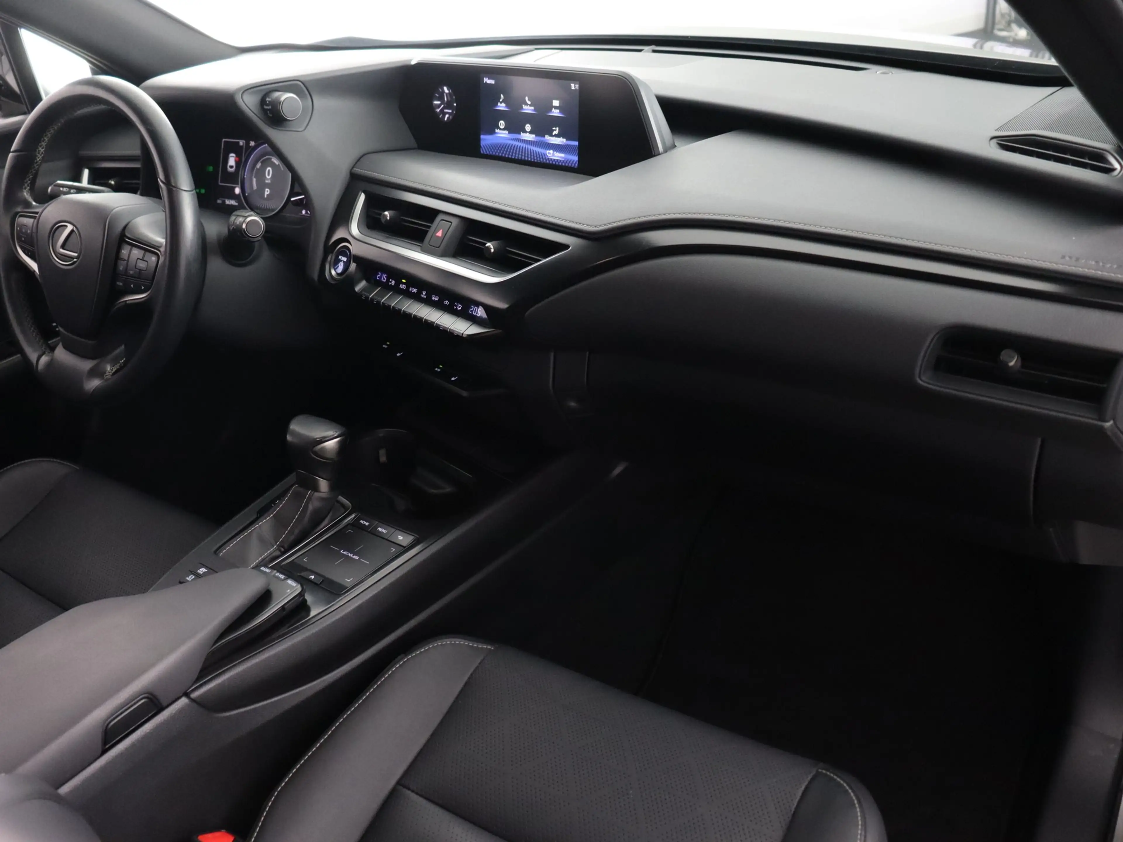 Lexus UX 250h F Sport Line (Camera / ACC / Stoelverw. / Carplay) — photo 40