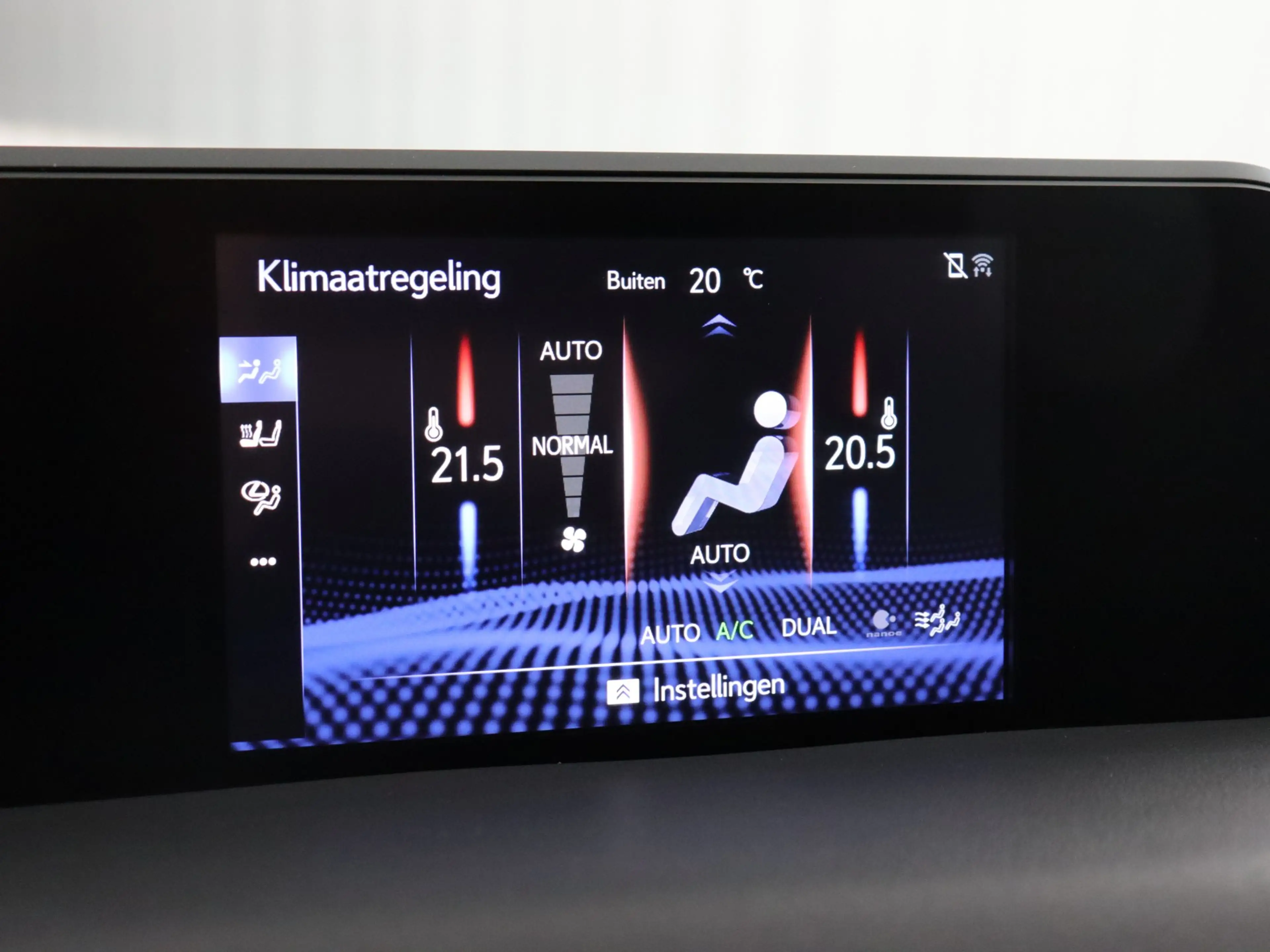 Lexus UX 250h F Sport Line (Camera / ACC / Stoelverw. / Carplay) — photo 22