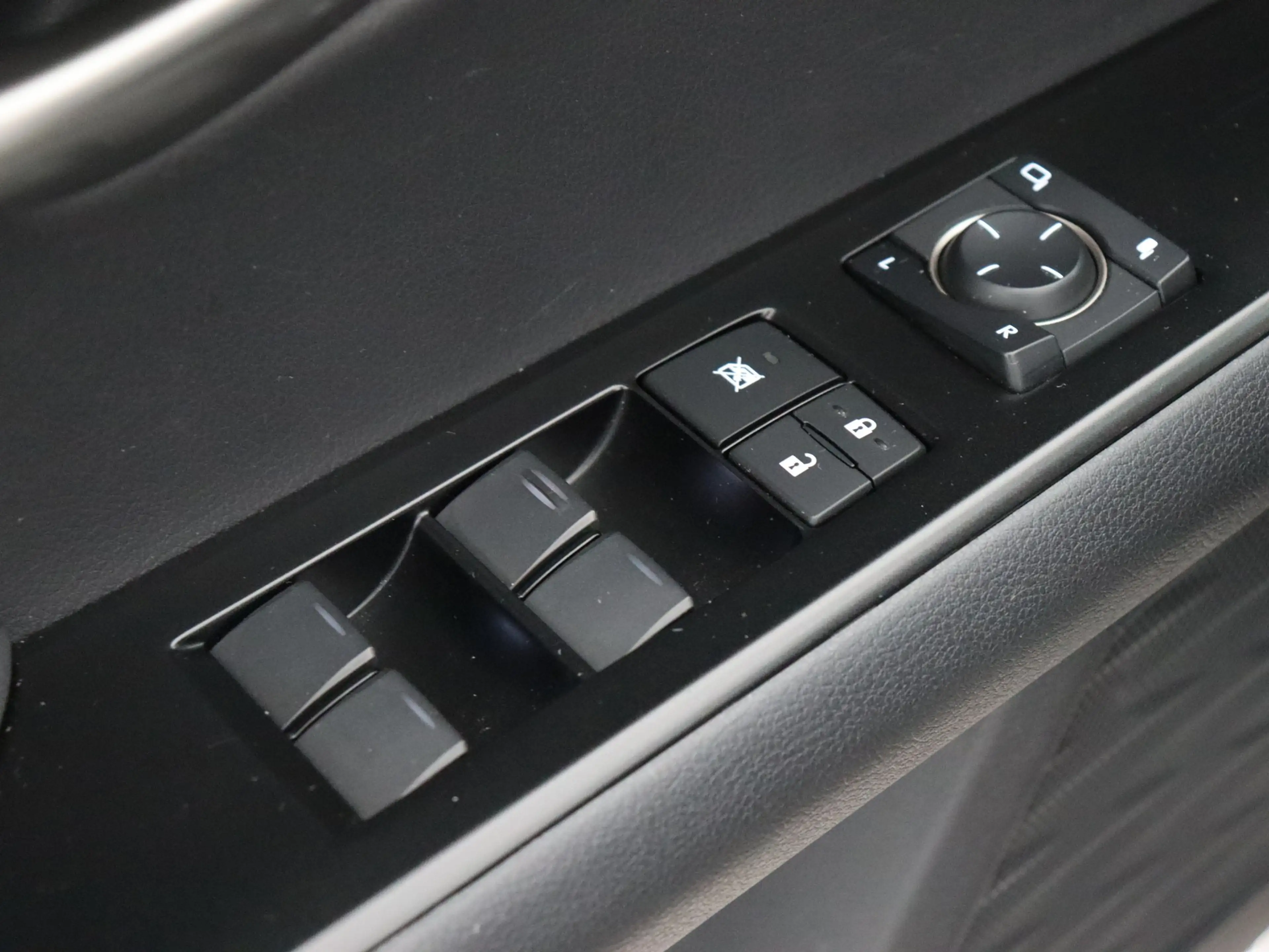 Lexus UX 250h F Sport Line (Camera / ACC / Stoelverw. / Carplay) — photo 9