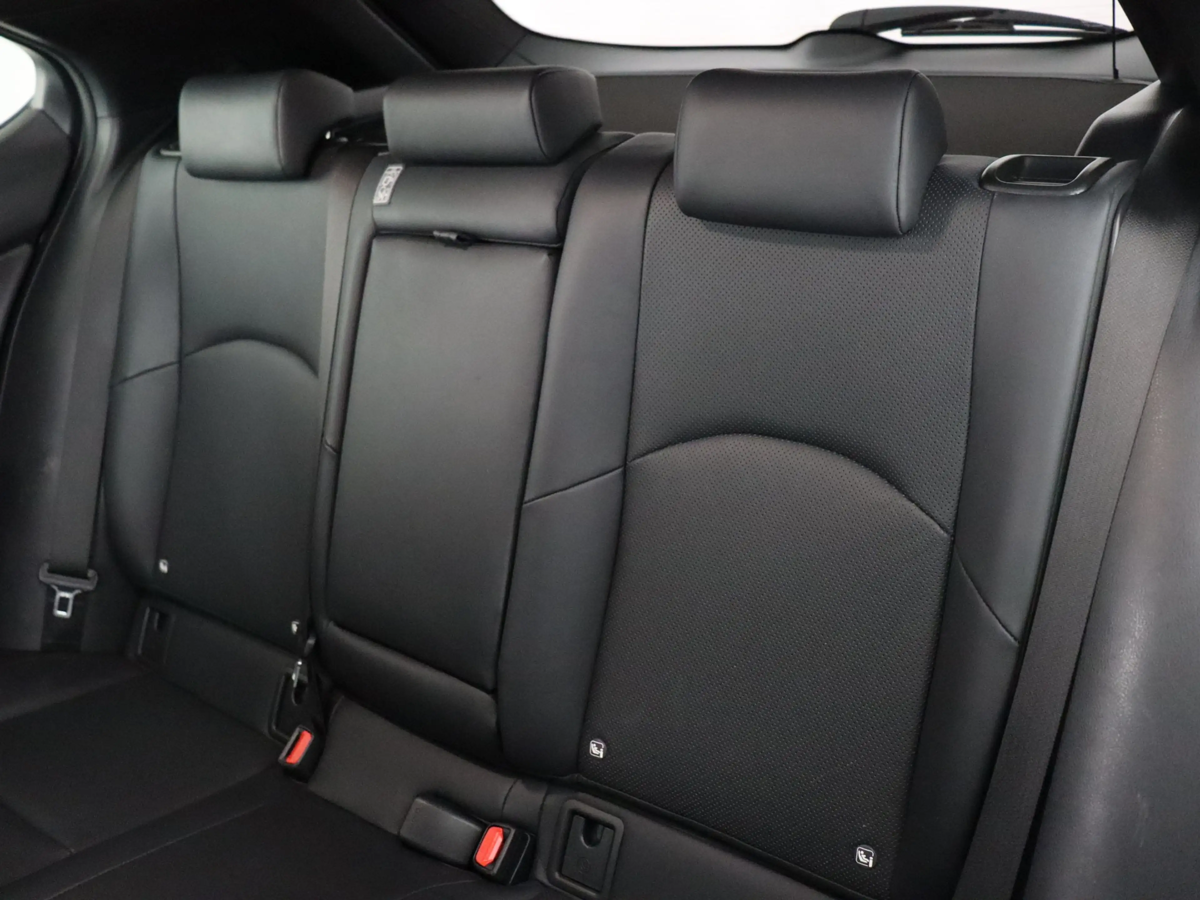 Lexus UX 250h F Sport Line (Camera / ACC / Stoelverw. / Carplay) — photo 32