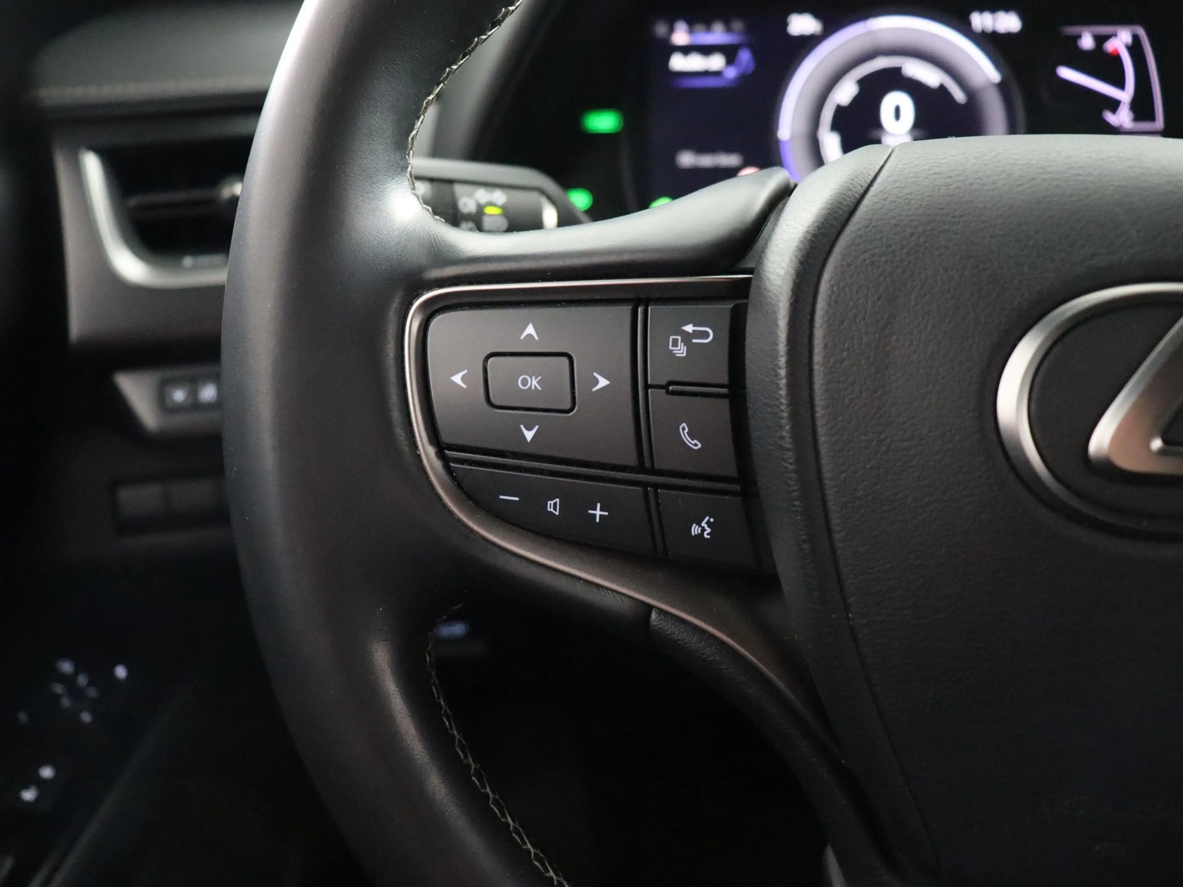 Lexus UX 250h F Sport Line (Camera / ACC / Stoelverw. / Carplay) — photo 13