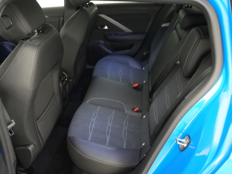 Opel Astra L ST GS 54kWh AT+AHK+NAVI+360 GRAD KAMERA+SCHIEBED — photo 9
