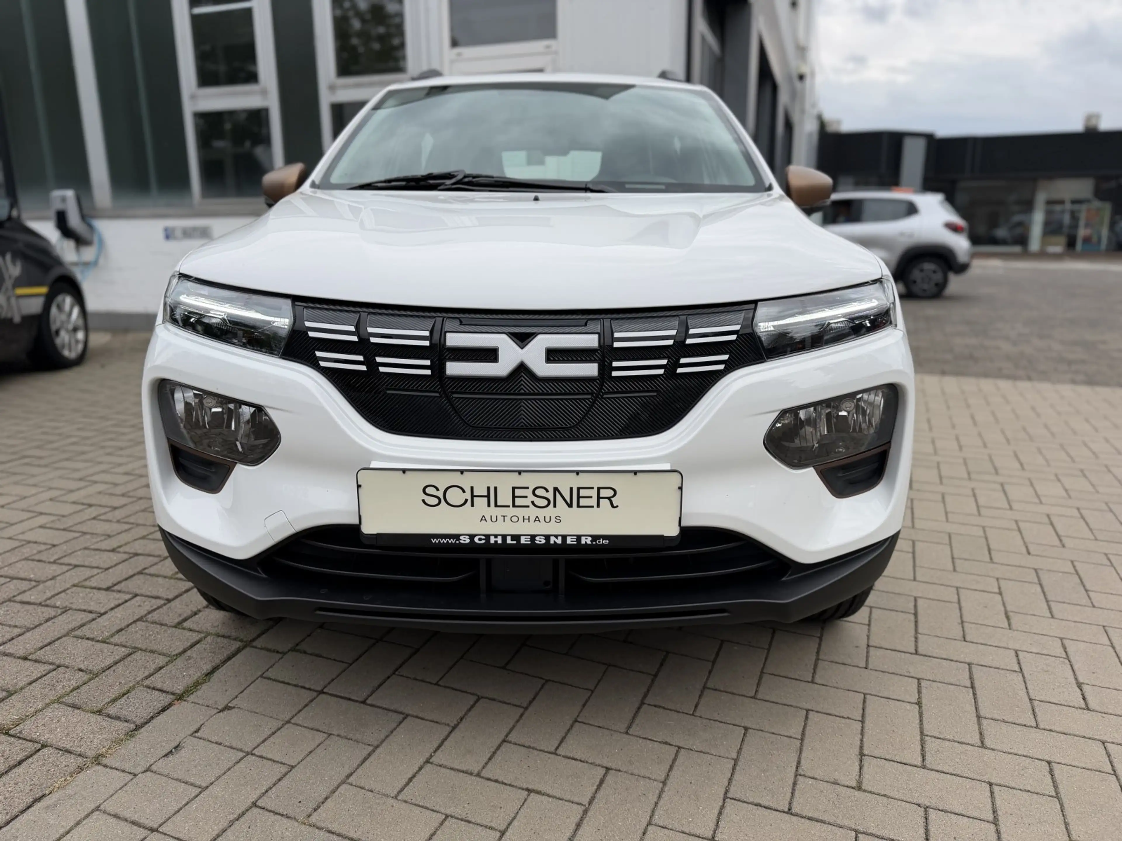 Dacia Spring Extreme ELECTRIC 65 *CCS*RFK*Navi — photo 3
