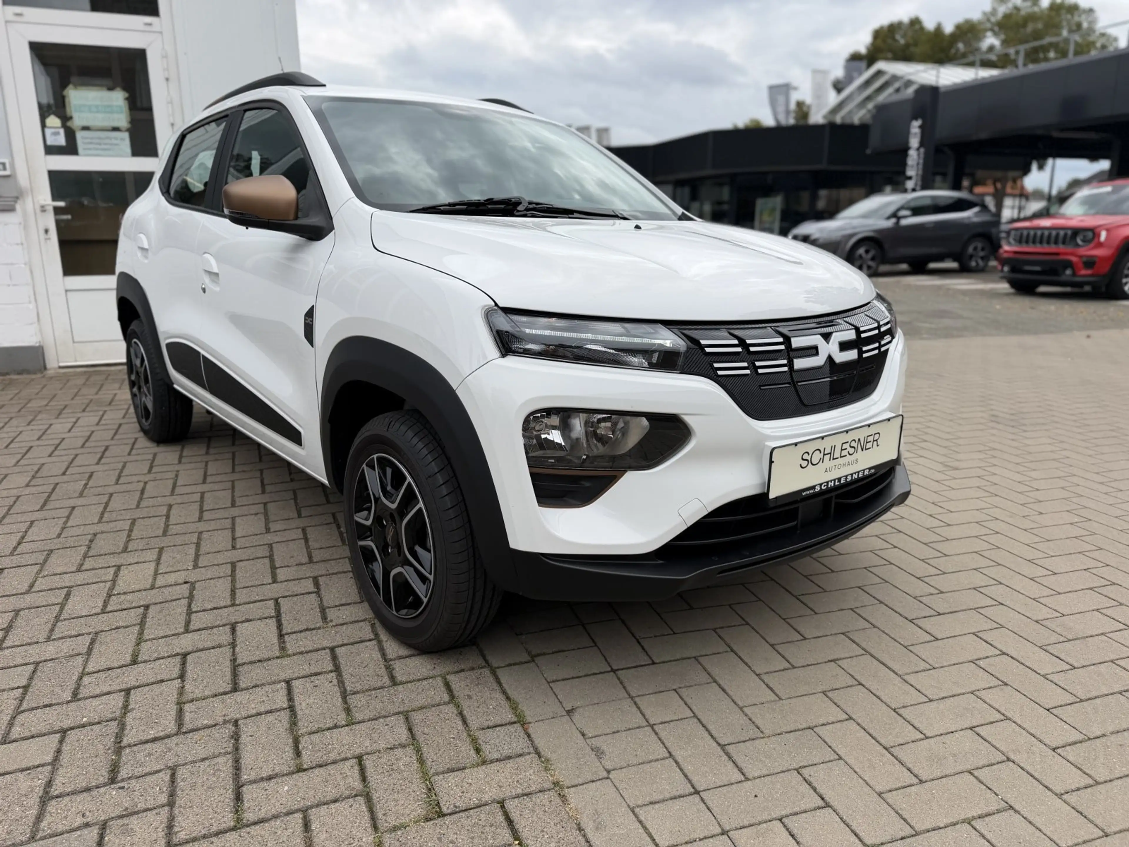 Dacia Spring Extreme ELECTRIC 65 *CCS*RFK*Navi — photo 4