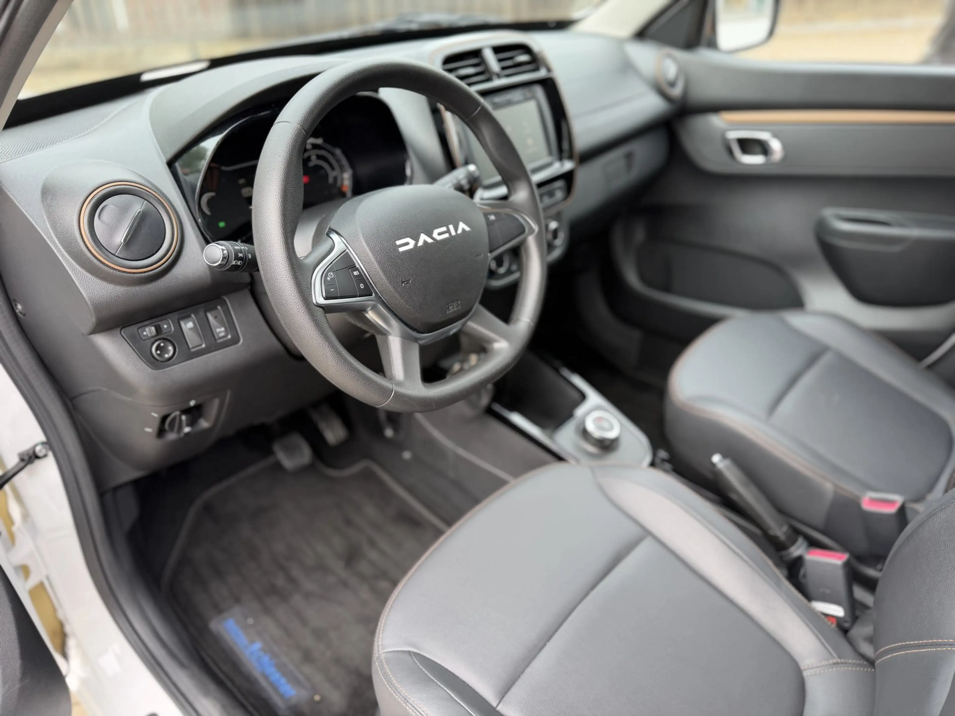 Dacia Spring Extreme ELECTRIC 65 *CCS*RFK*Navi — photo 10