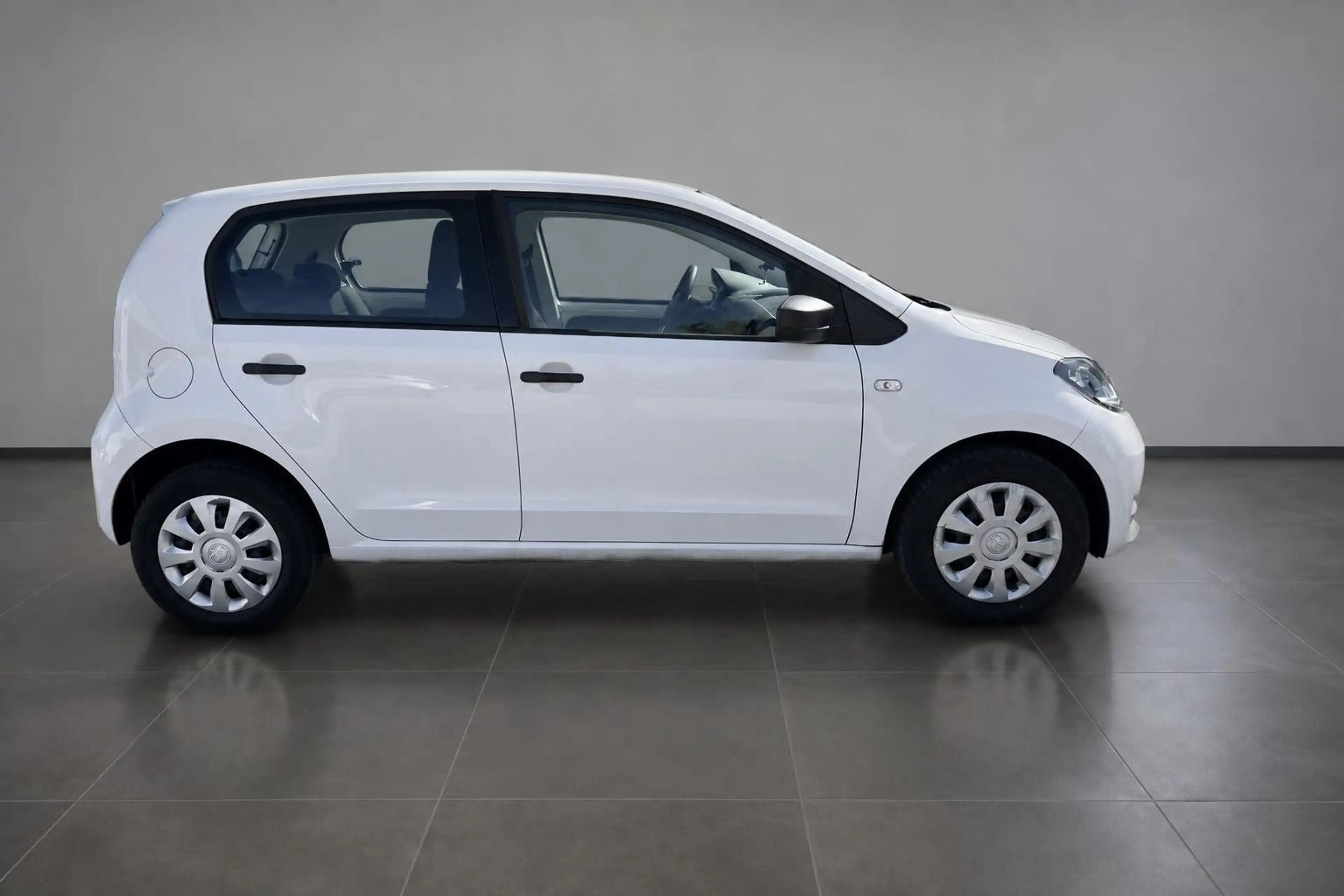 Skoda Citigo 1.0 MPI Active mit Klimaanlage 5 Türig — photo 4