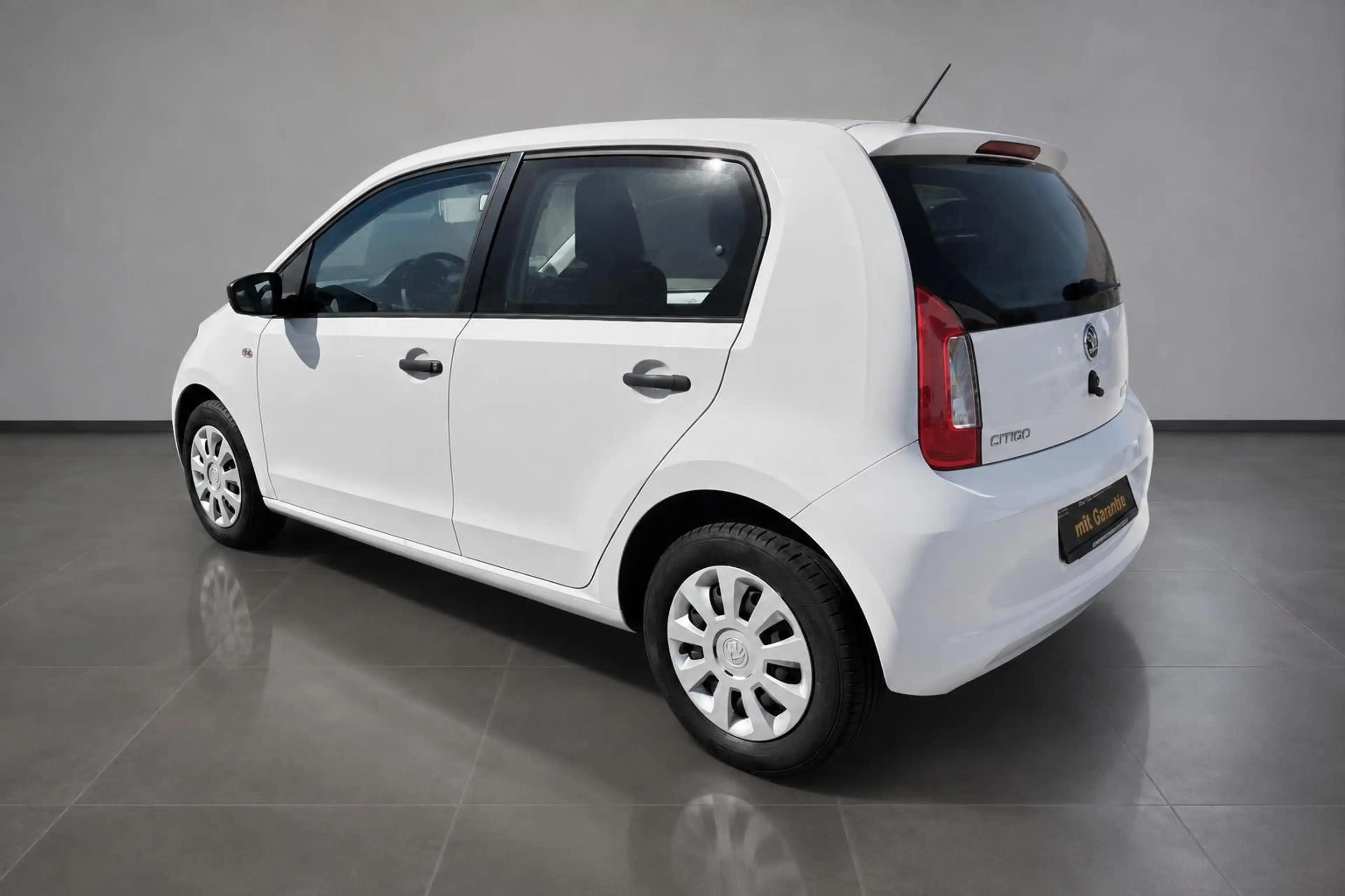 Skoda Citigo 1.0 MPI Active mit Klimaanlage 5 Türig — photo 7