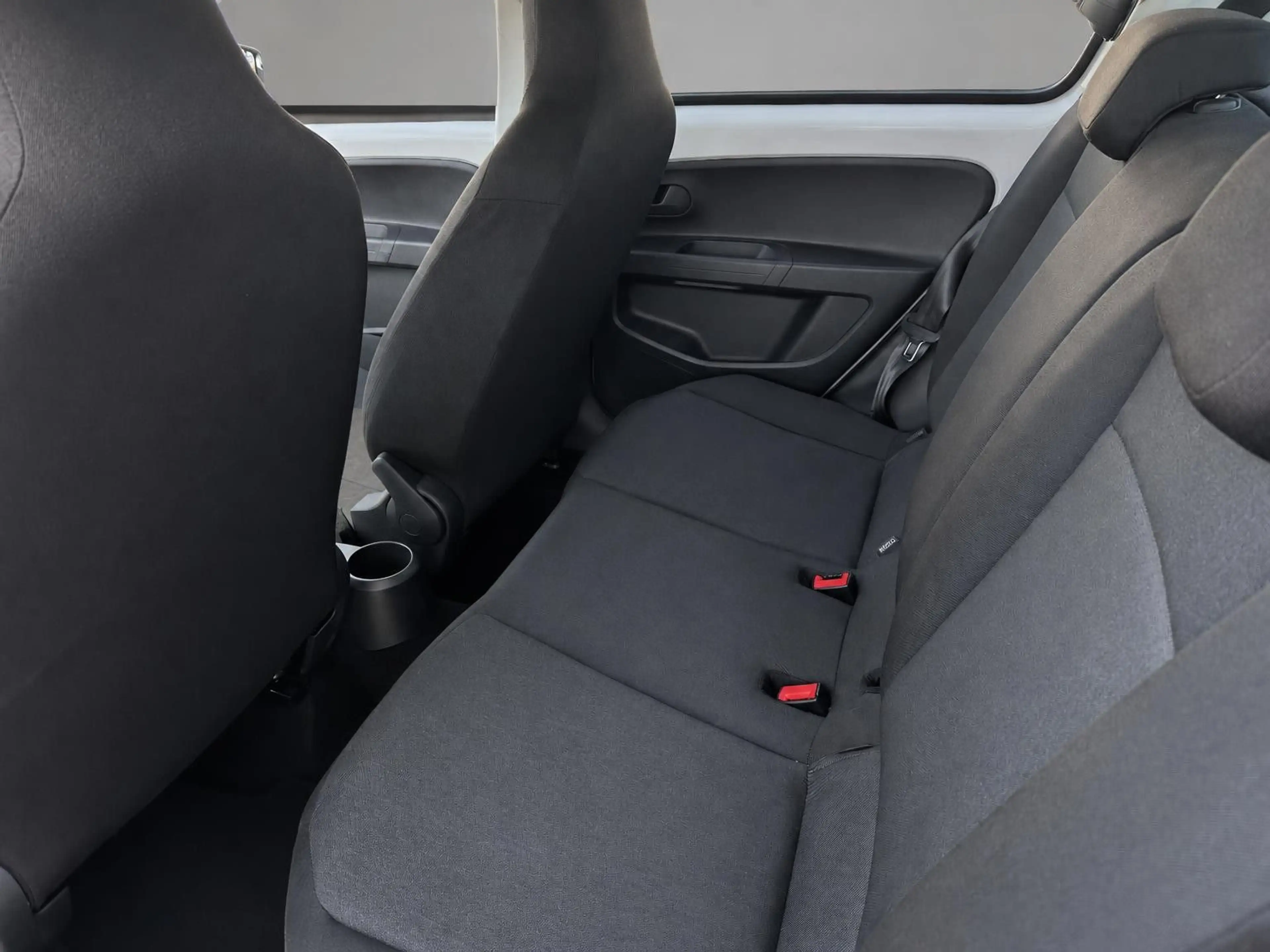 Skoda Citigo 1.0 MPI Active mit Klimaanlage 5 Türig — photo 14