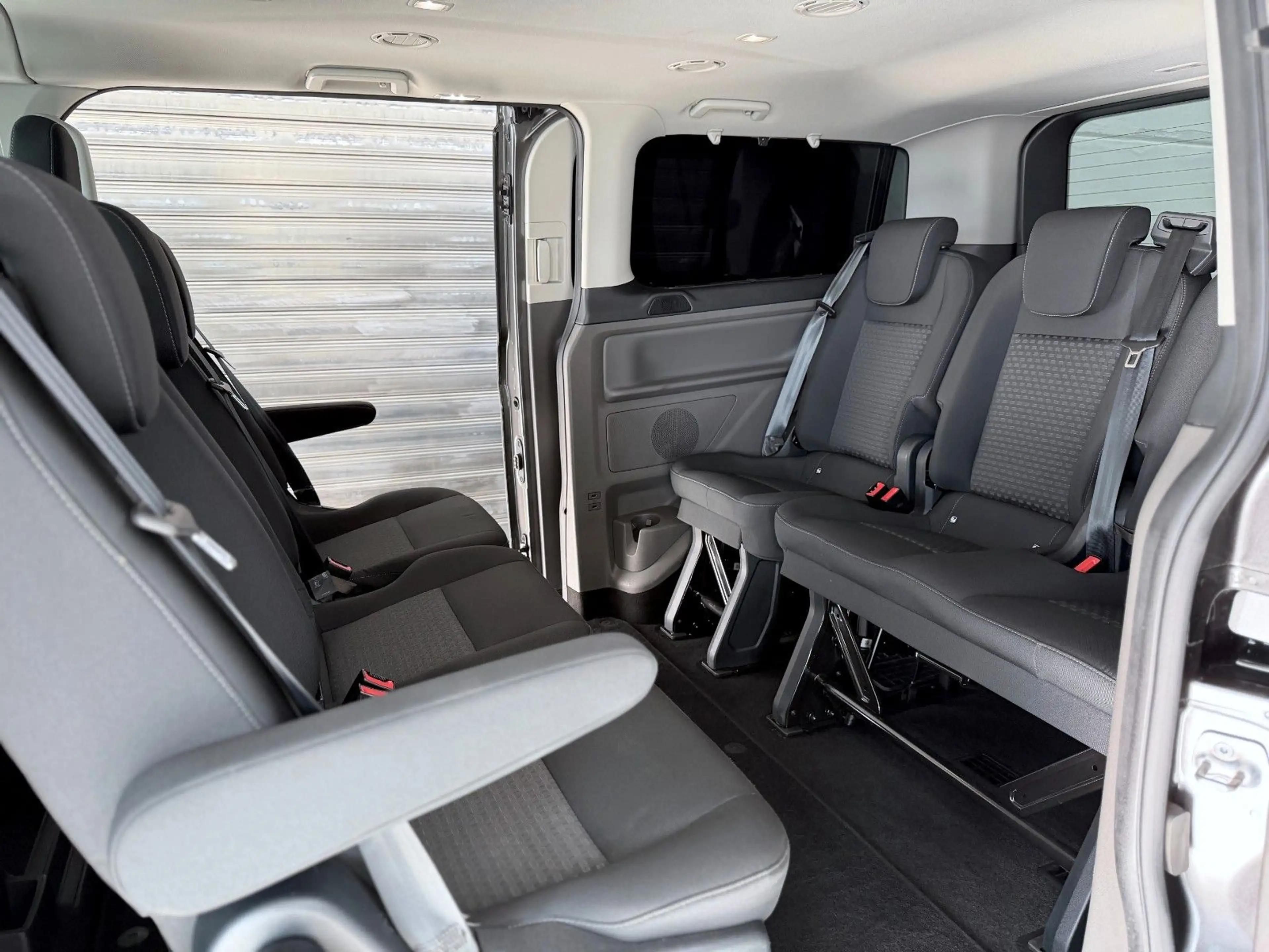Ford Tourneo Custom Aut.*ACC*Kamera*Navi*AHK — photo 8