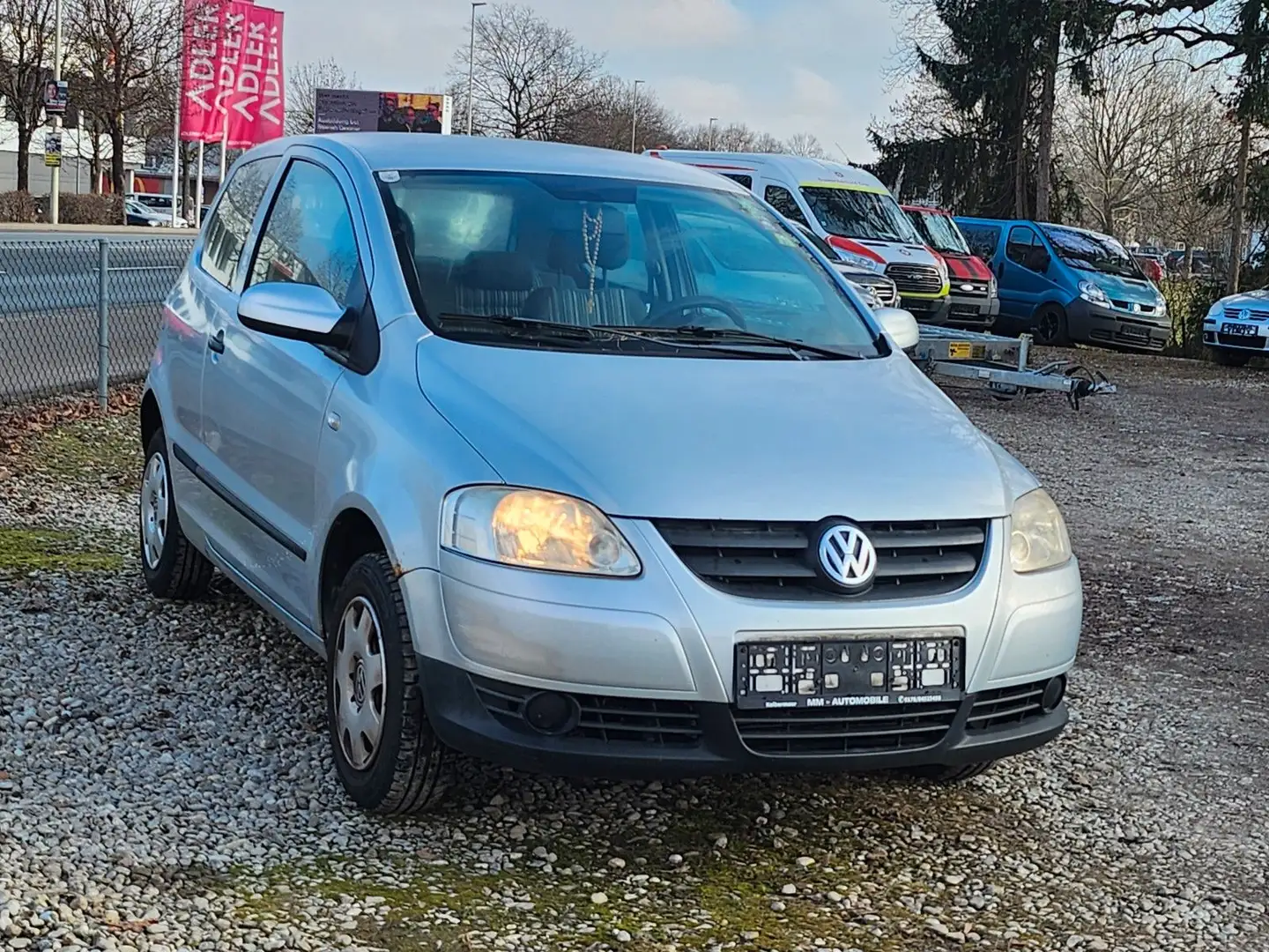 Volkswagen Fox Basis Gris - 2