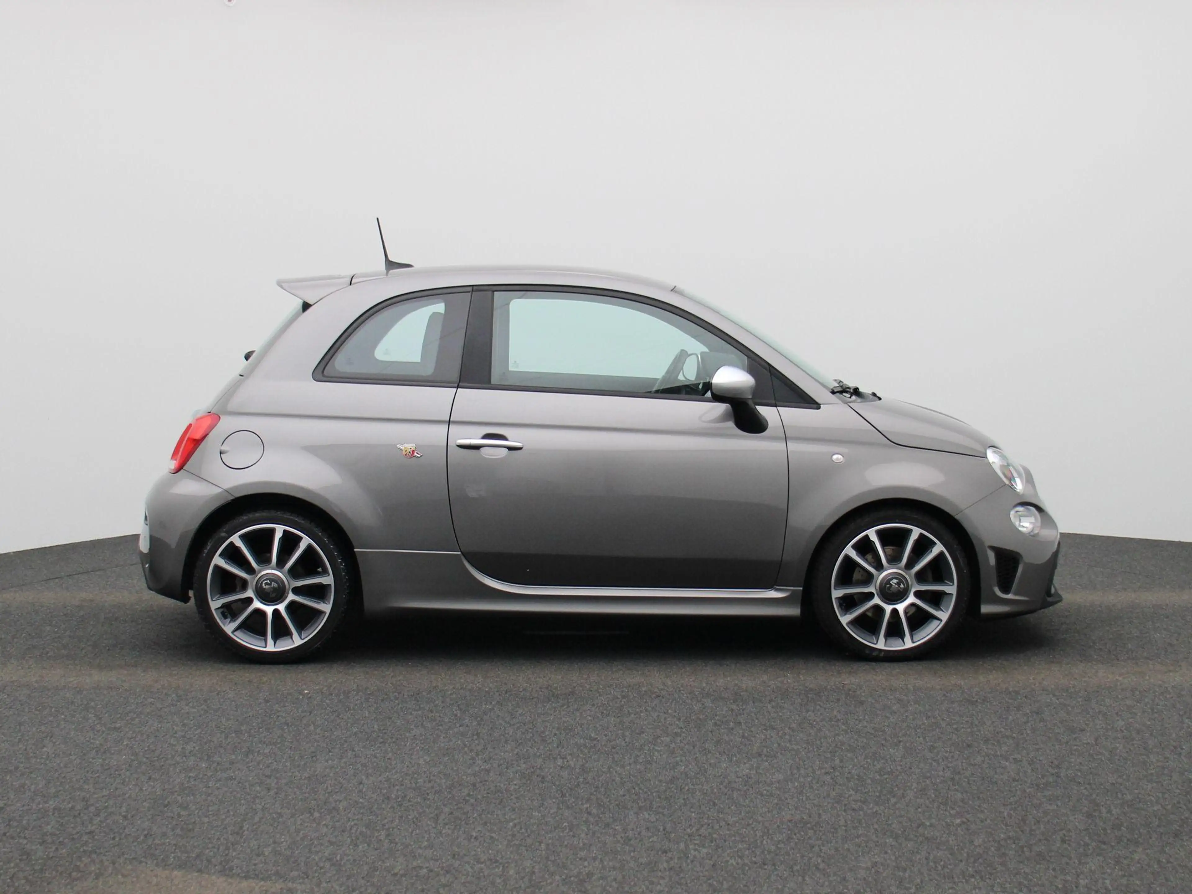 Fiat 500 Abarth 1.4 T-Jet Turismo — photo 6