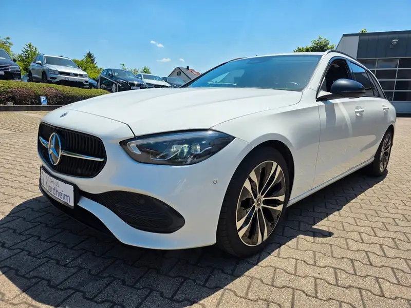 MERCEDES-BENZ Clasa C