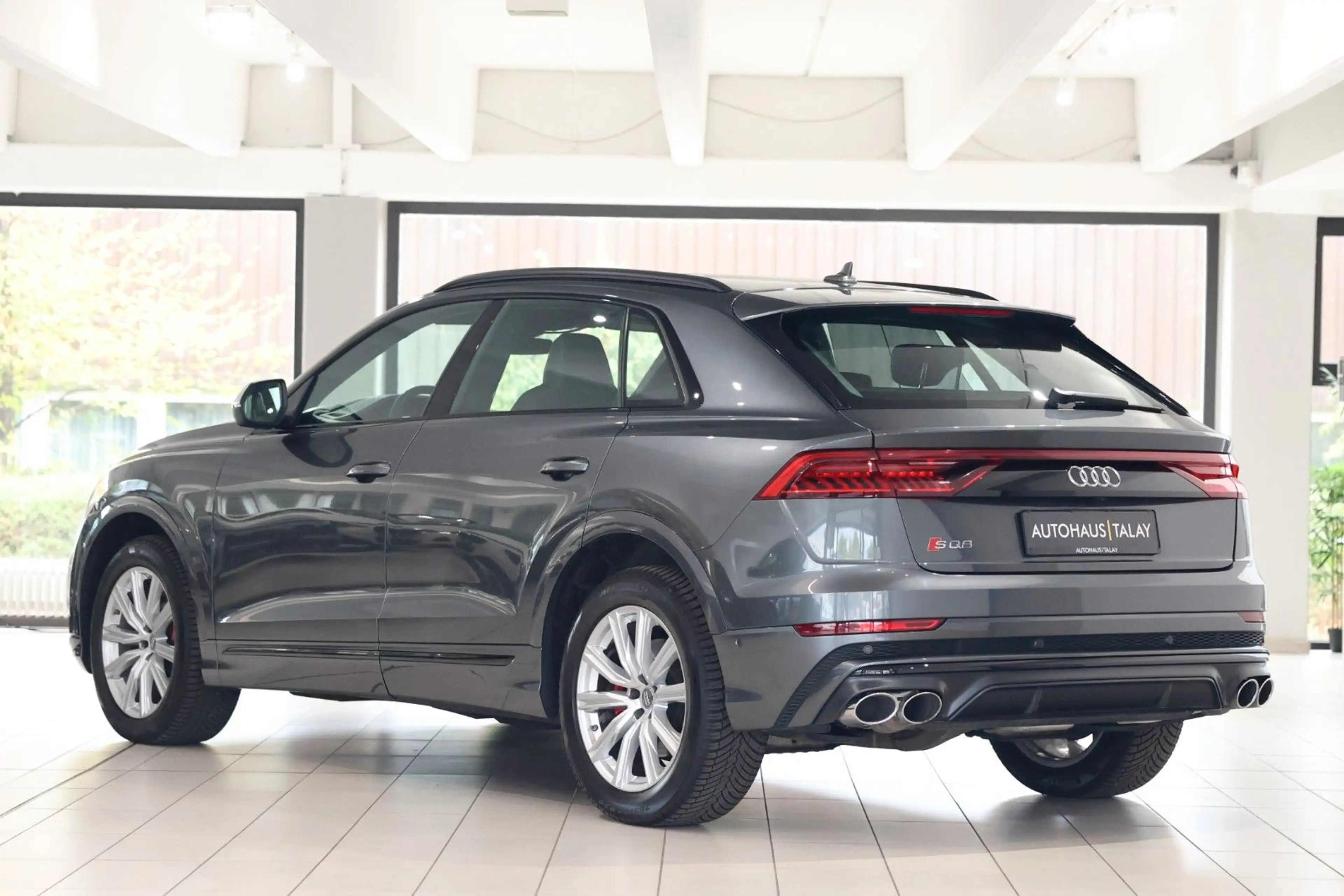Audi SQ8 4.0 TDI quattro Exclusive*Pano*HUD*B&O* — photo 3