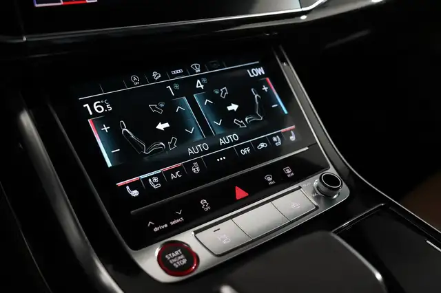Audi SQ8 view 21