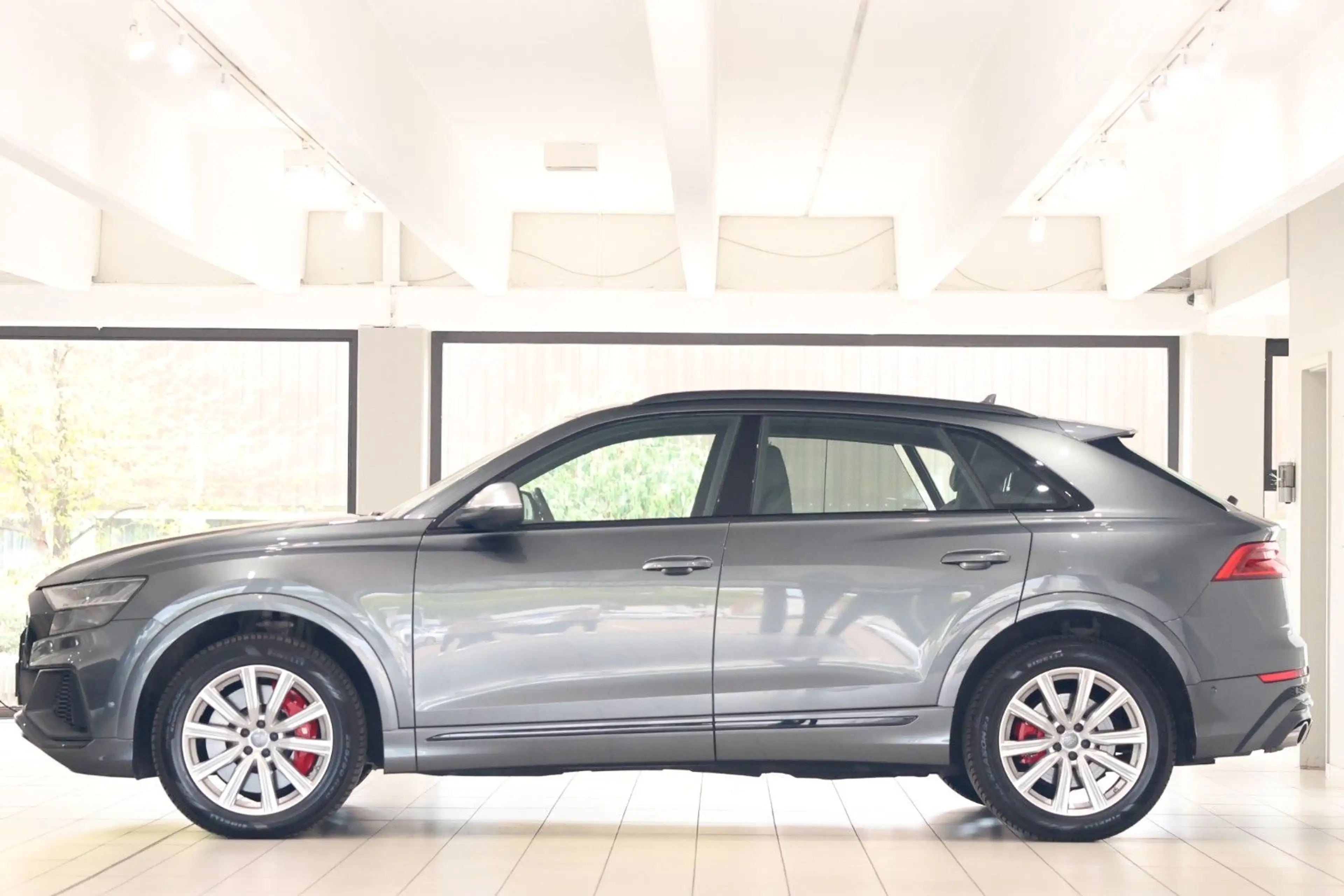 Audi SQ8 4.0 TDI quattro Exclusive*Pano*HUD*B&O* — photo 6