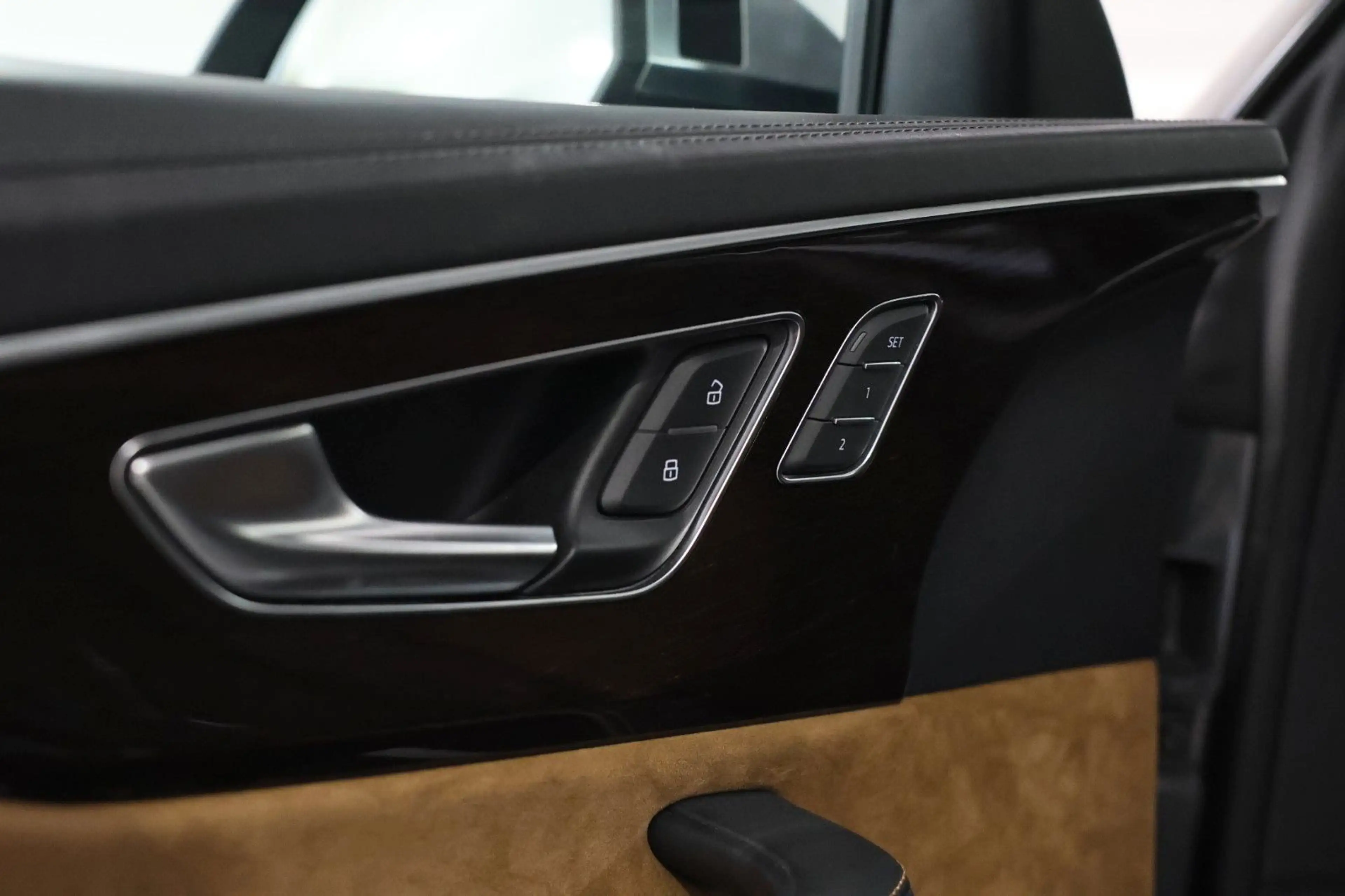 Audi SQ8 4.0 TDI quattro Exclusive*Pano*HUD*B&O* — photo 10