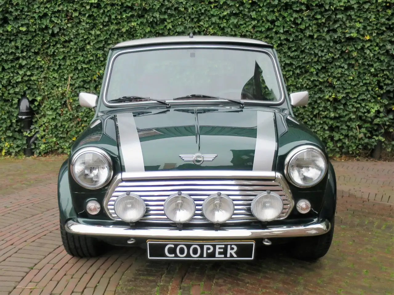 MINI Cooper Sport 1.3 MPI met leder interieur, houten dash en, foto 4