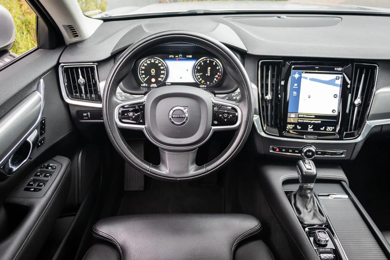 Volvo V90 T4 Aut.8 Momentum Pro | Trekhaak | Adaptieve Cruis Gris - 2