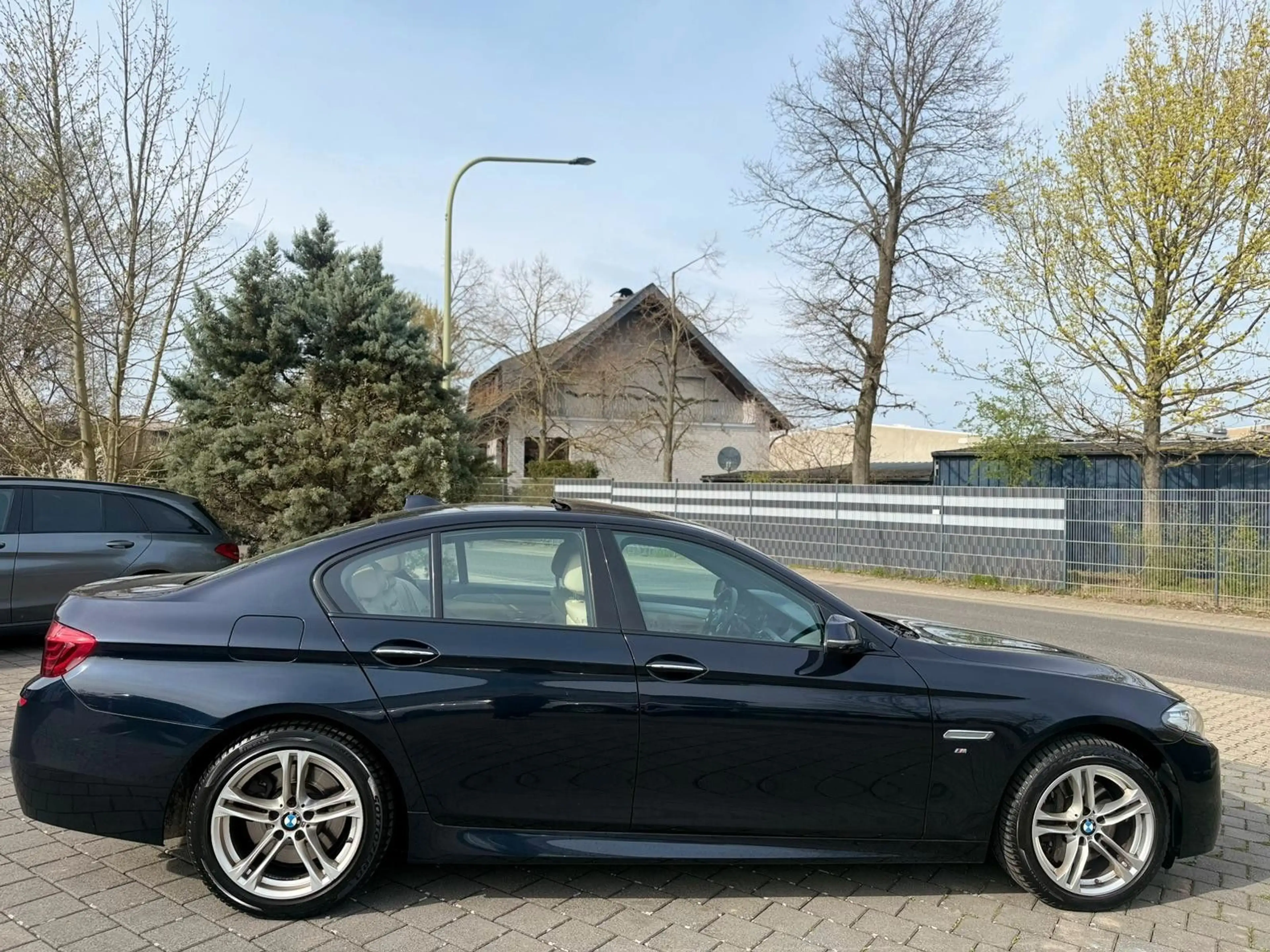 BMW 535 d xDrive M Paket LEDER SHZvh SHD NAVIPROF ME — photo 6