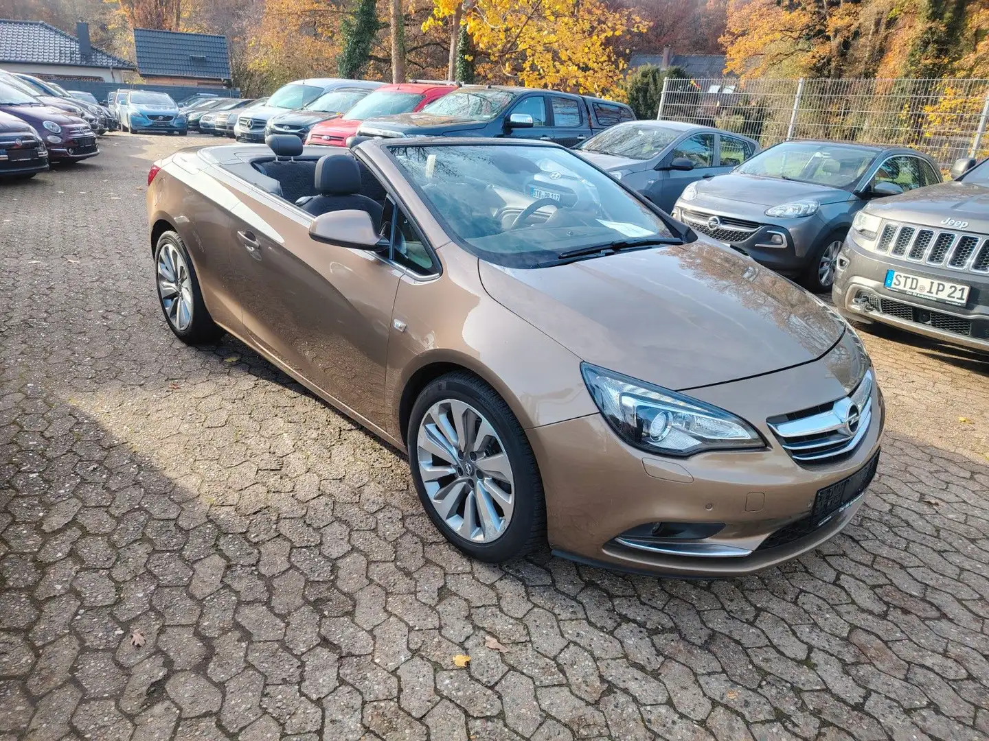 Opel Cascada Innovation ecoFlex / Navi / Gold - 2