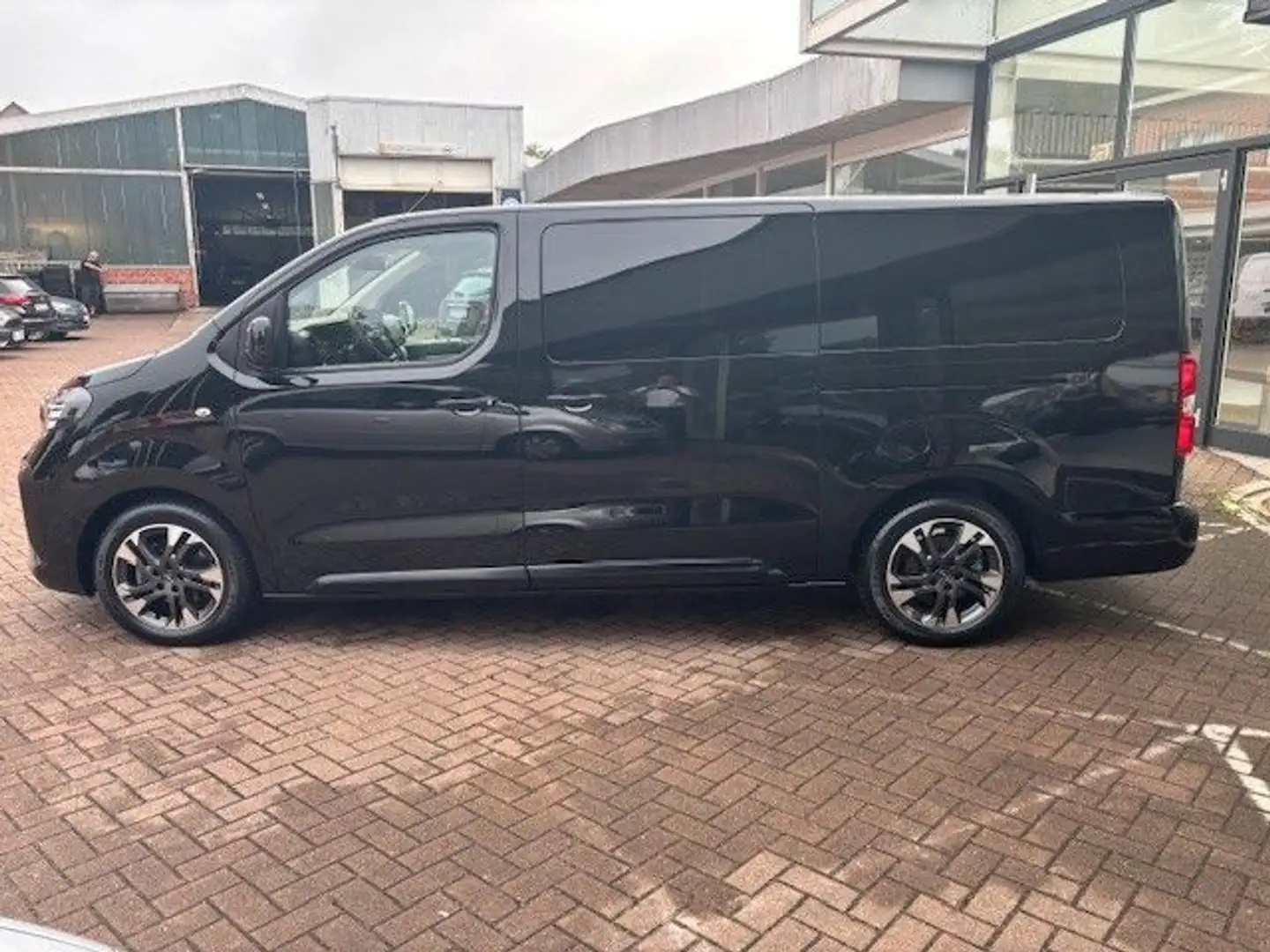Opel Zafira Life Edition XL Noir - 2