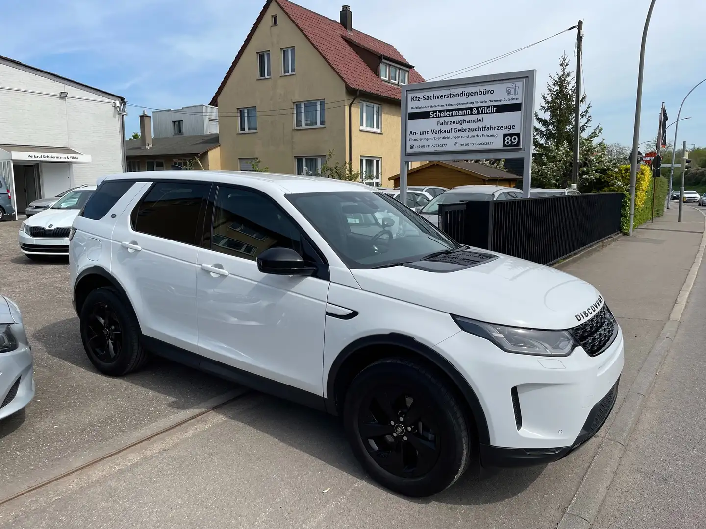 Land Rover Discovery Sport S AWD Autom. Leder LED Kamera PTS Bílá - 1