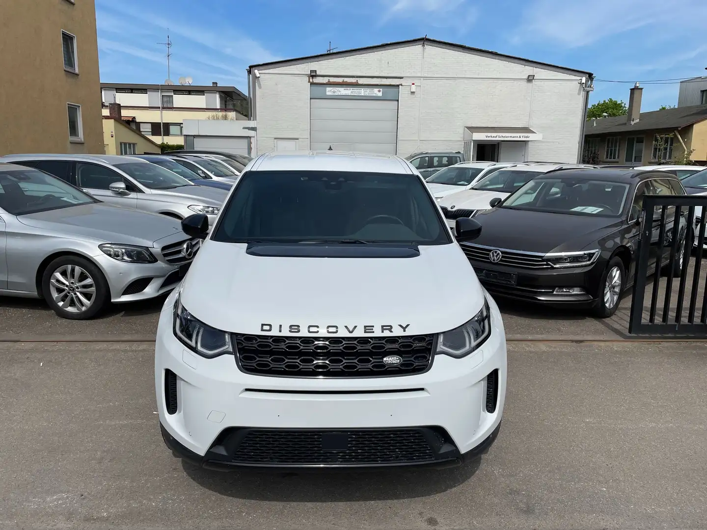 Land Rover Discovery Sport S AWD Autom. Leder LED Kamera PTS Weiß - 2