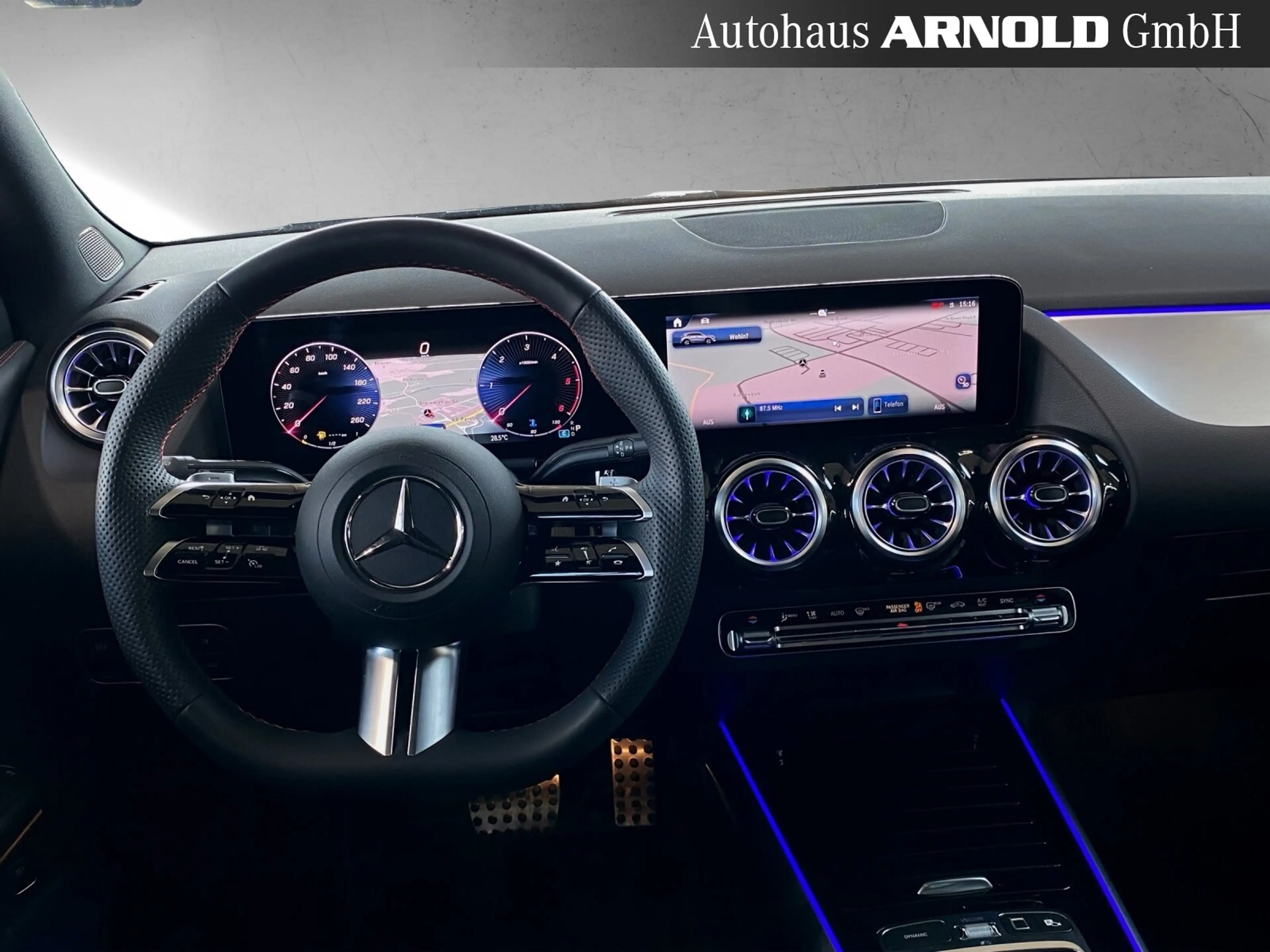 Mercedes-Benz GLA 220 GLA 220 d 4M AMG Line Fahrass-P. MULTIBEAM 360° — photo 9