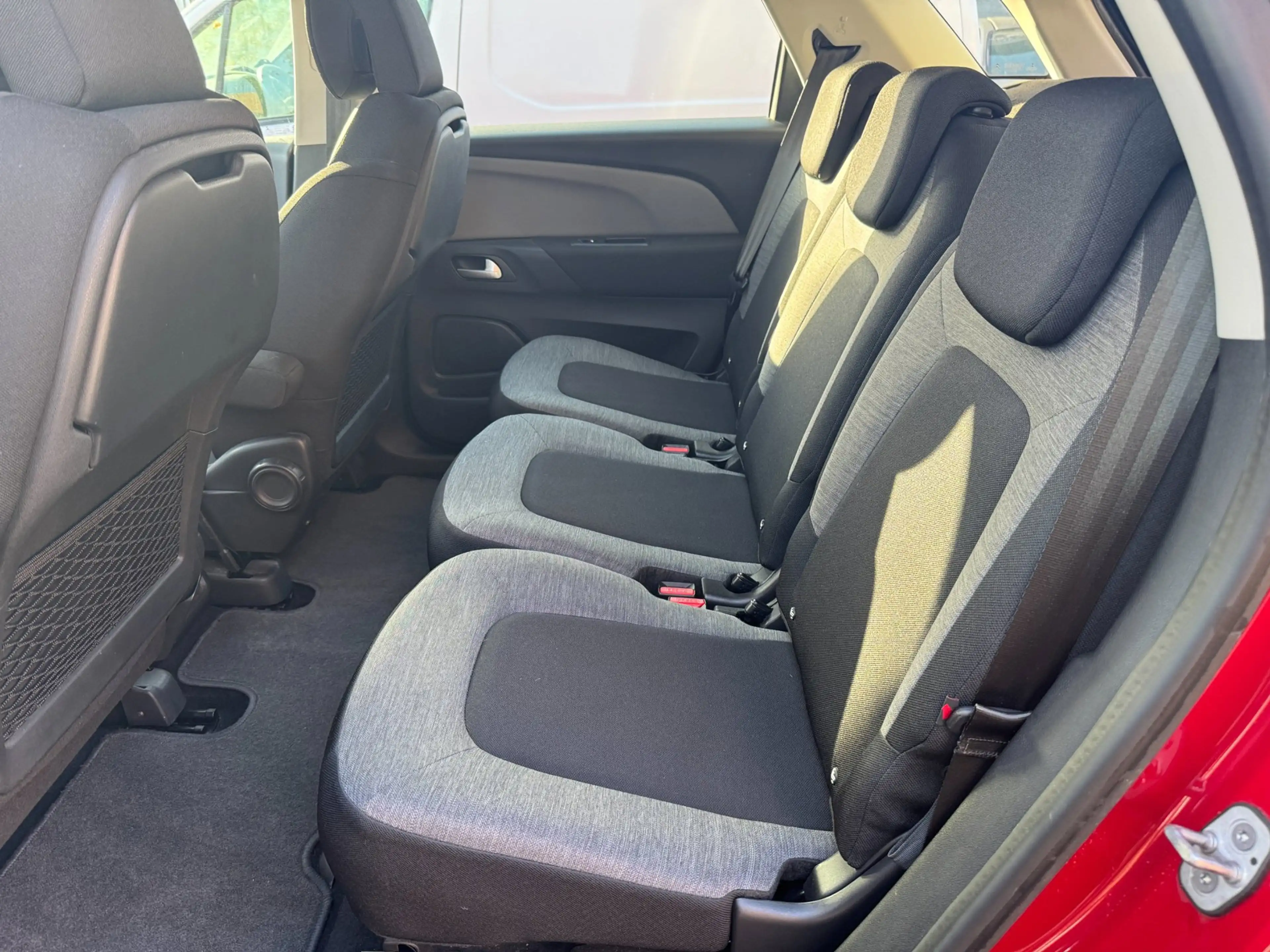 Citroen C4 Picasso 1.2 PureTech Selection — photo 11
