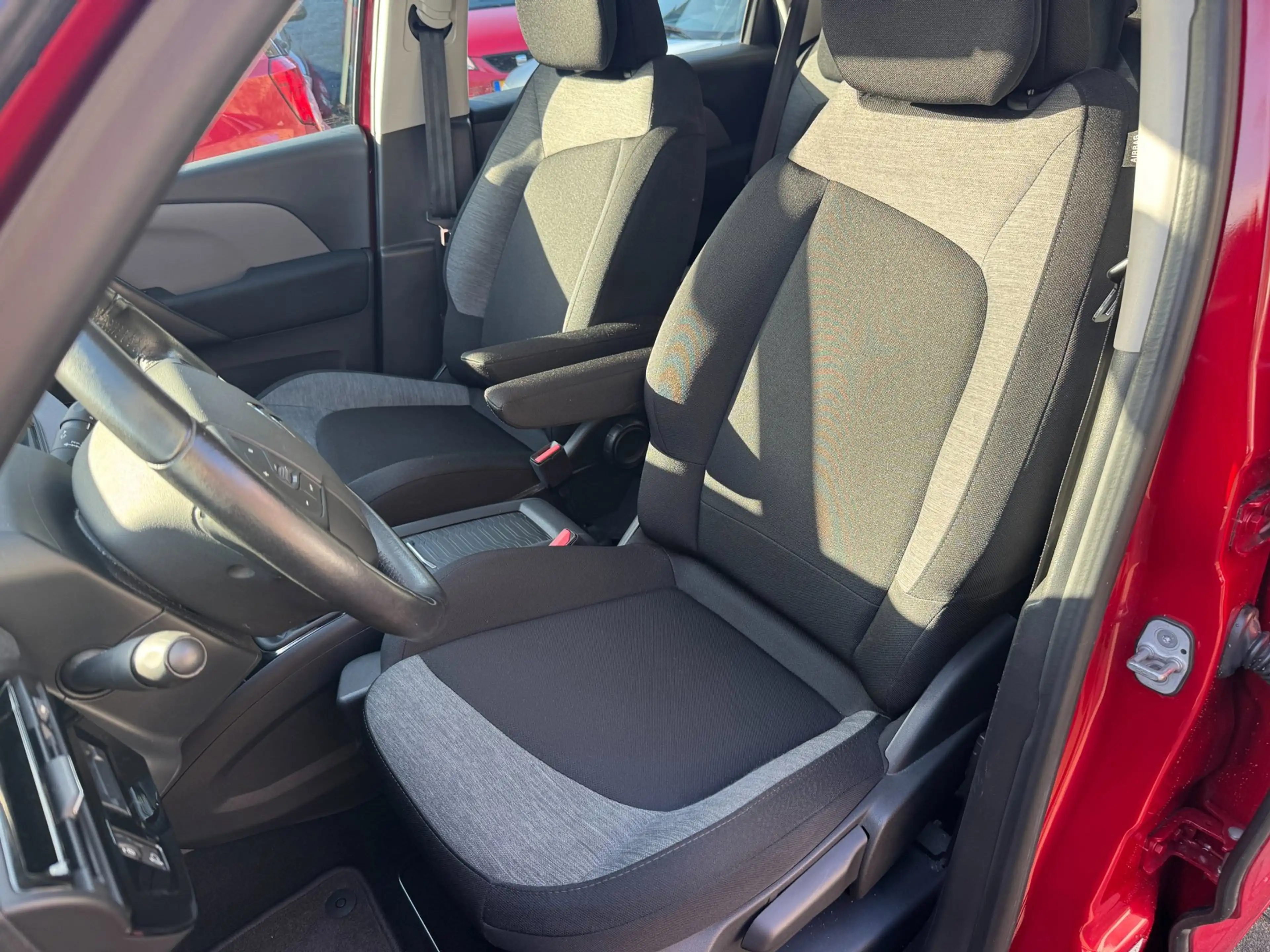 Citroen C4 Picasso 1.2 PureTech Selection — photo 9
