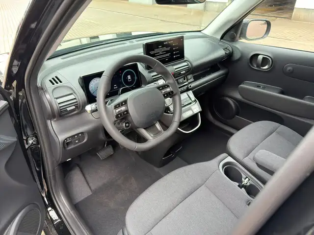 Hyundai Inster view 14